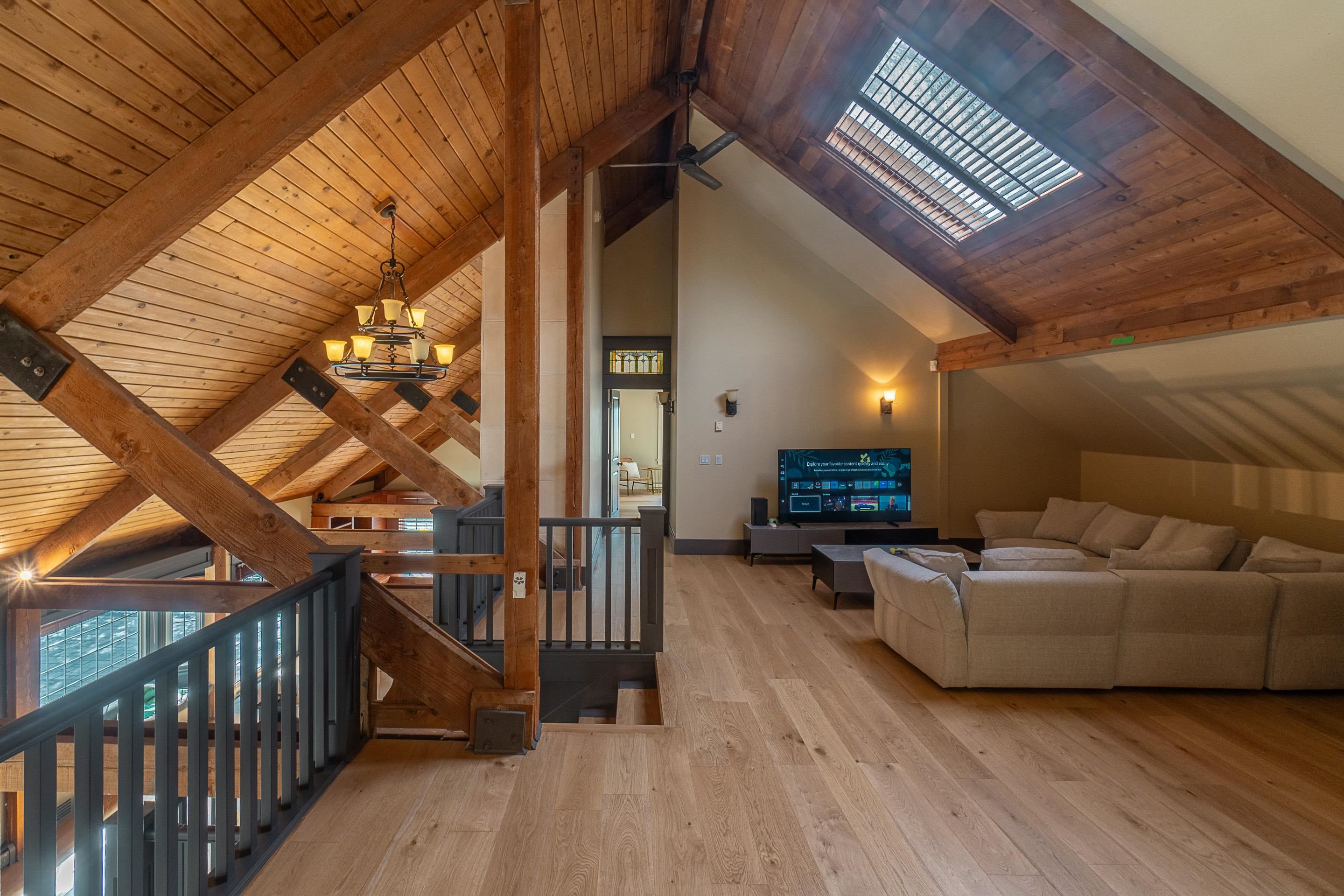9260 Sidaway Road, Richmond, BC V6W 1C2