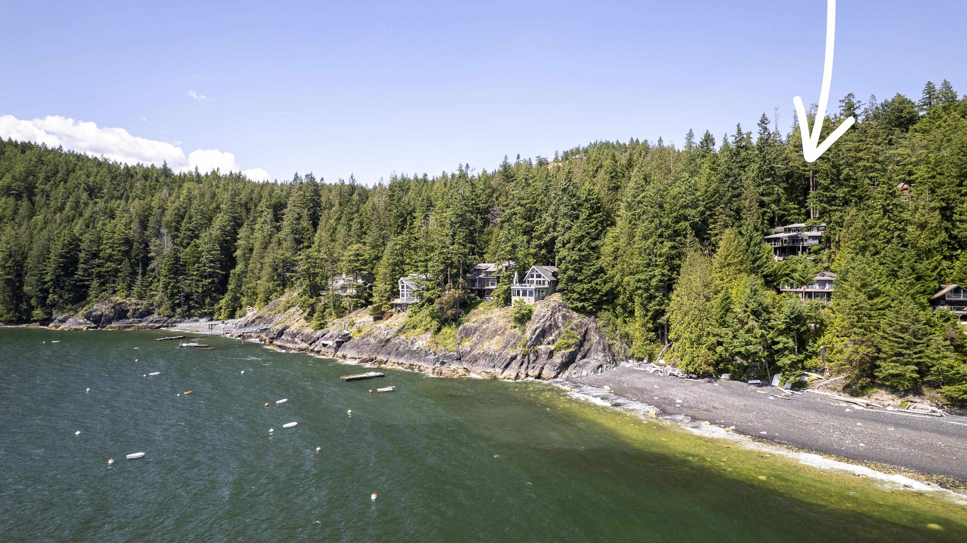 304 Esplanade Rd, Bowen Island, BC V0N 1G2