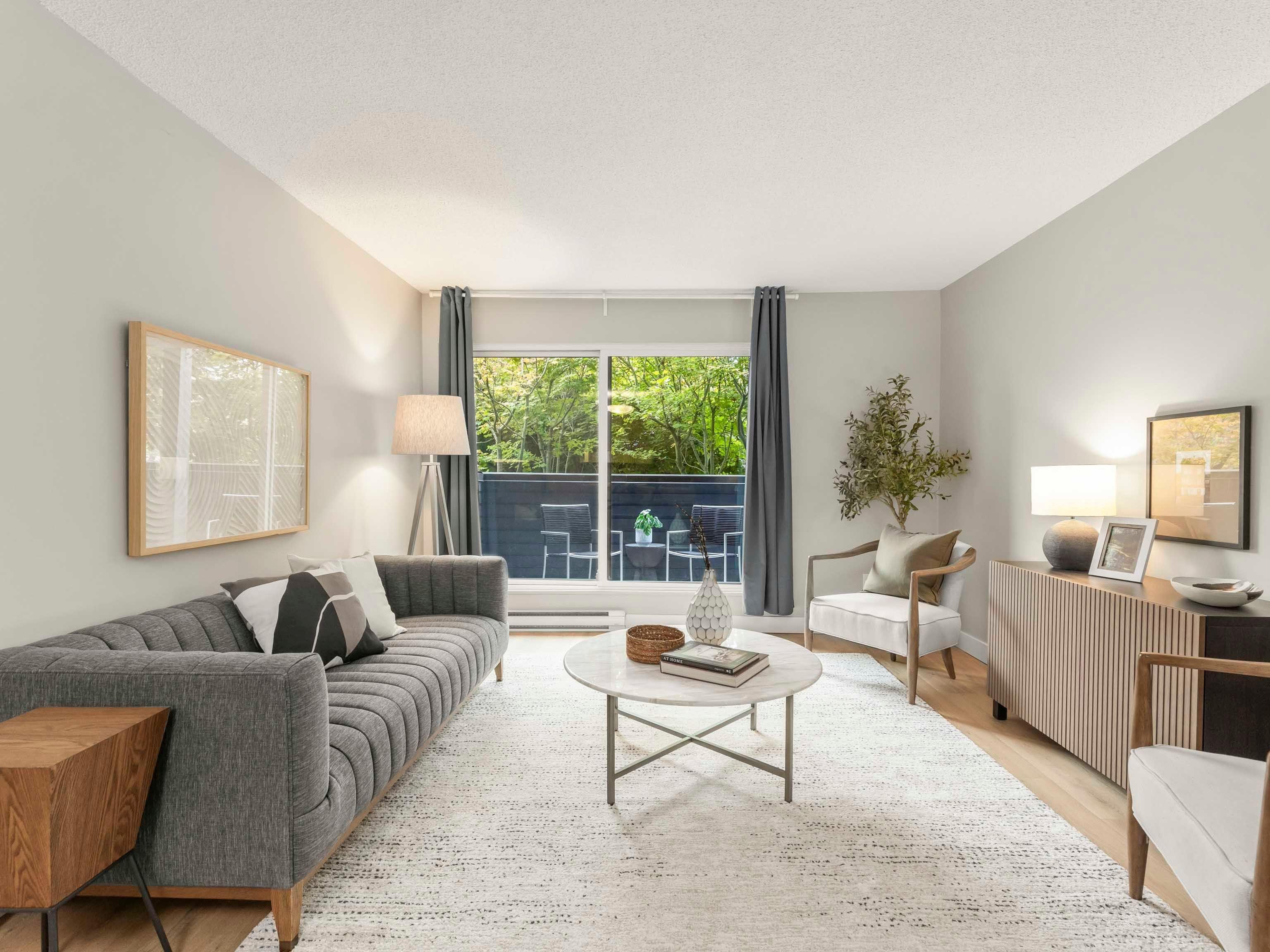 1990 West 6th Avenue #216, Vancouver, BC V6J 4V4