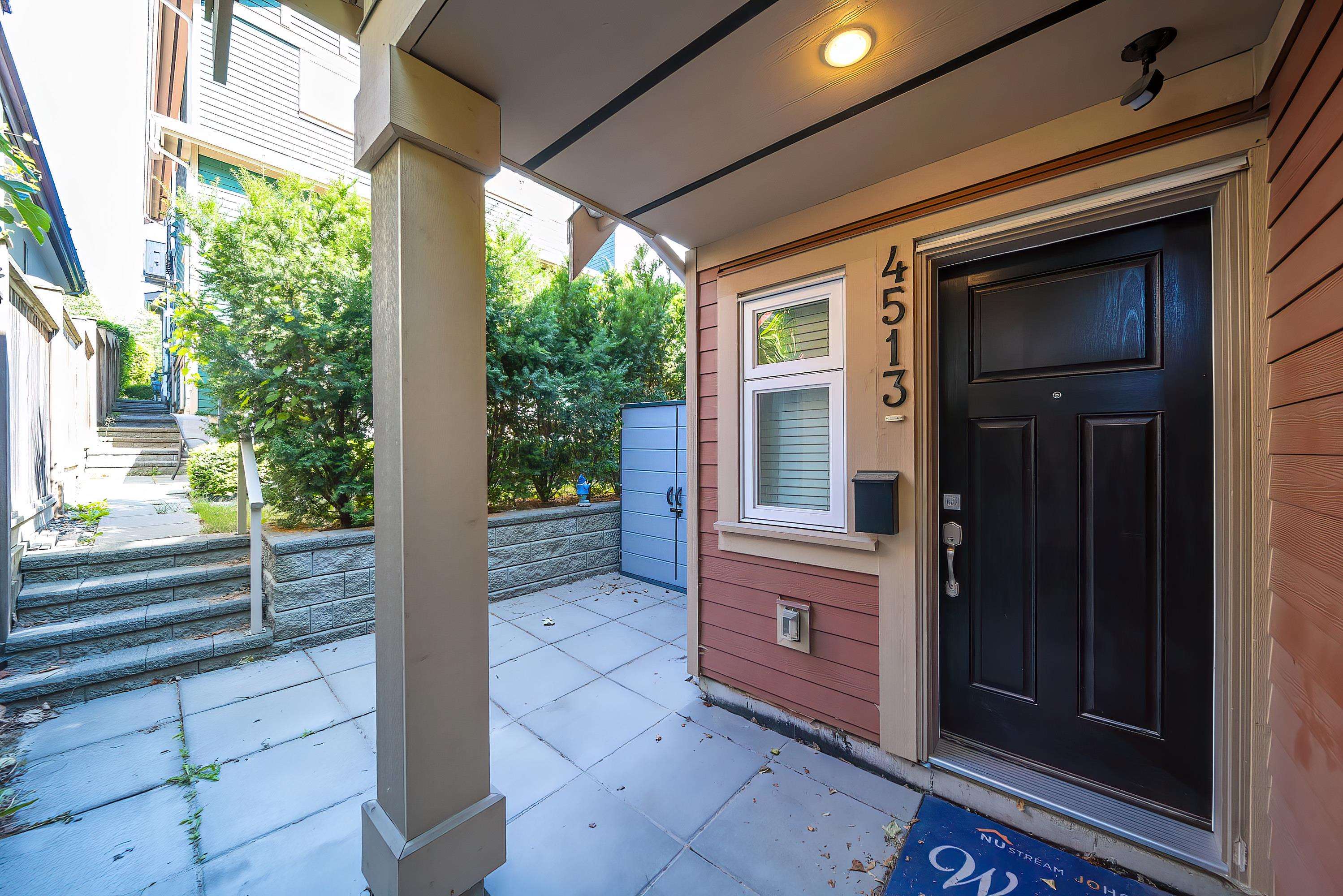 4513 Nanaimo Street, Vancouver, BC V5N 5J2