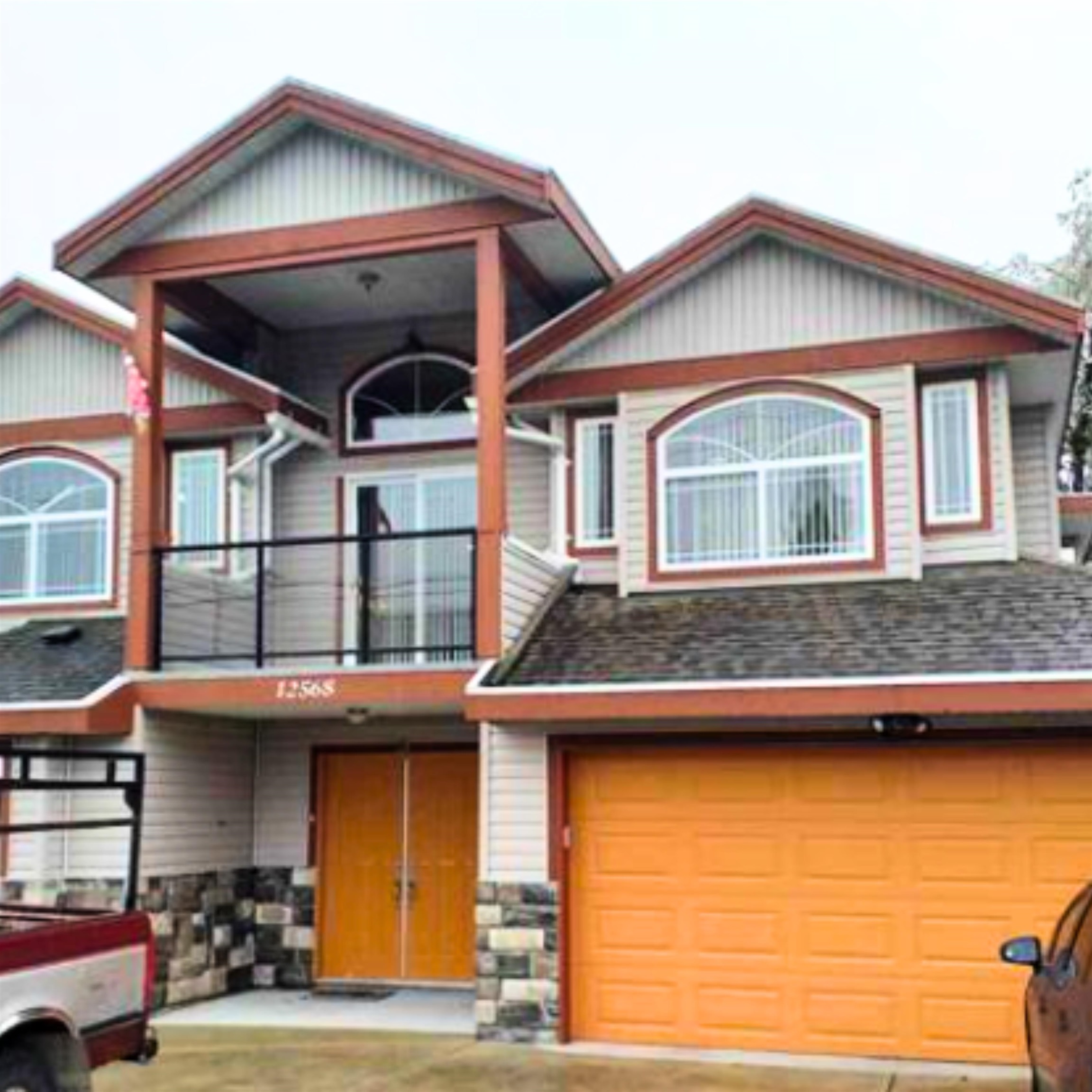 96 Avenue, Surrey, BC V3V 1X4