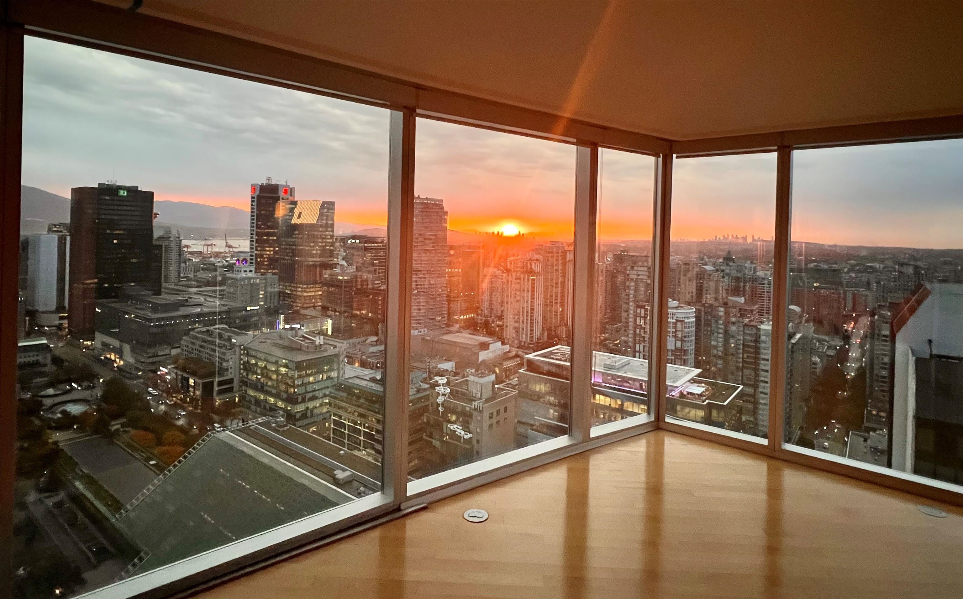 938 Nelson Street #3204, Vancouver, BC V6Z 3A7