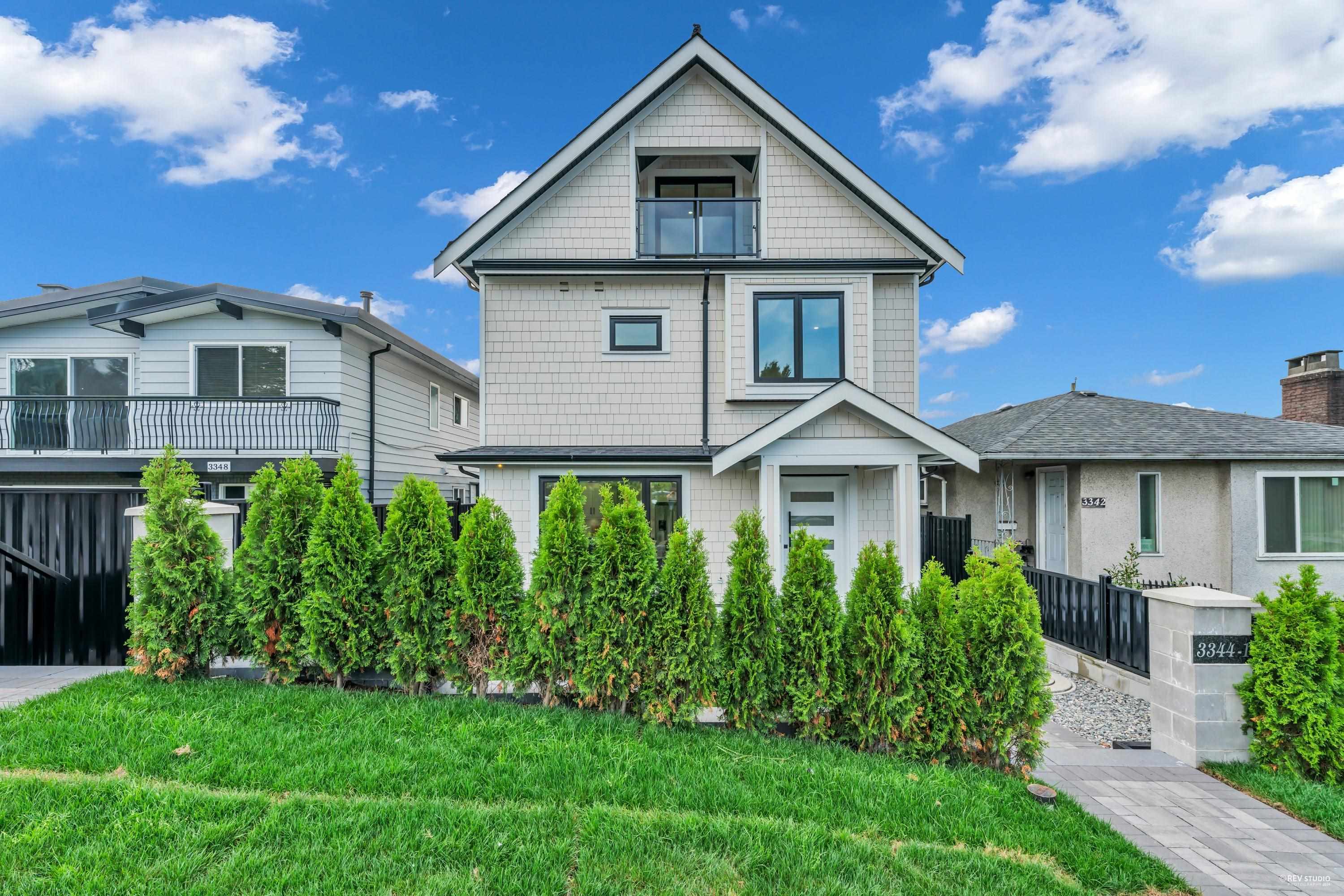 3344 Adanac Street #2, Vancouver, BC V5K 2P3