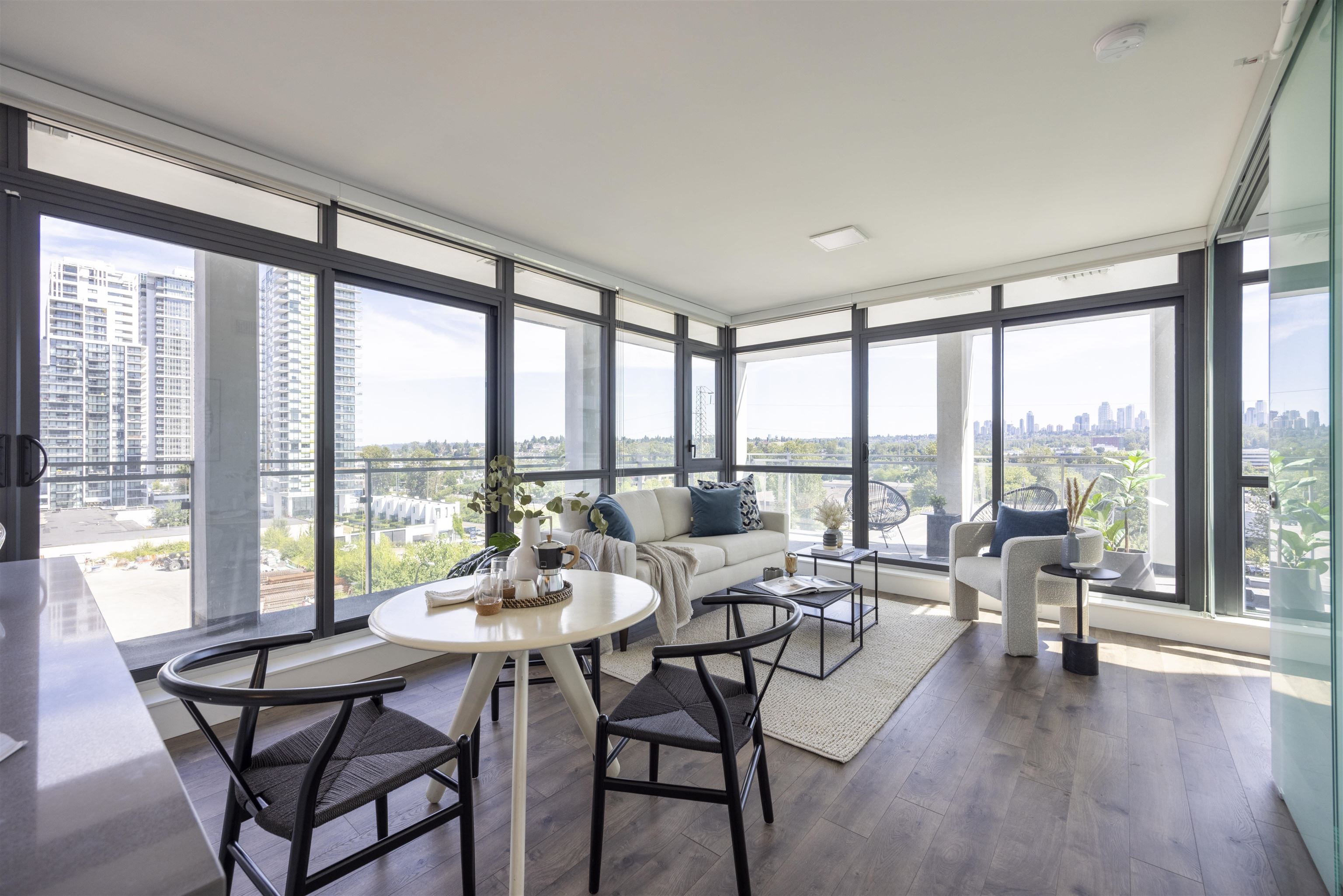 4488 Juneau St #606, Coquitlam, BC V5C 0M4