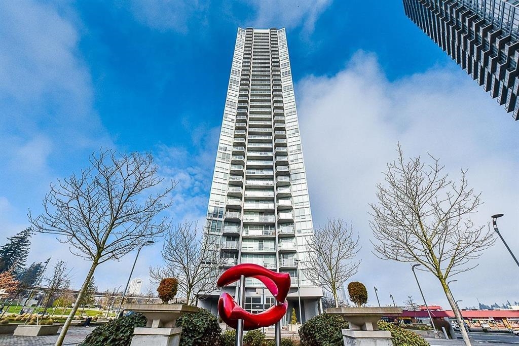 13618 100 Avenue #3101, Surrey, BC V3T 0A8