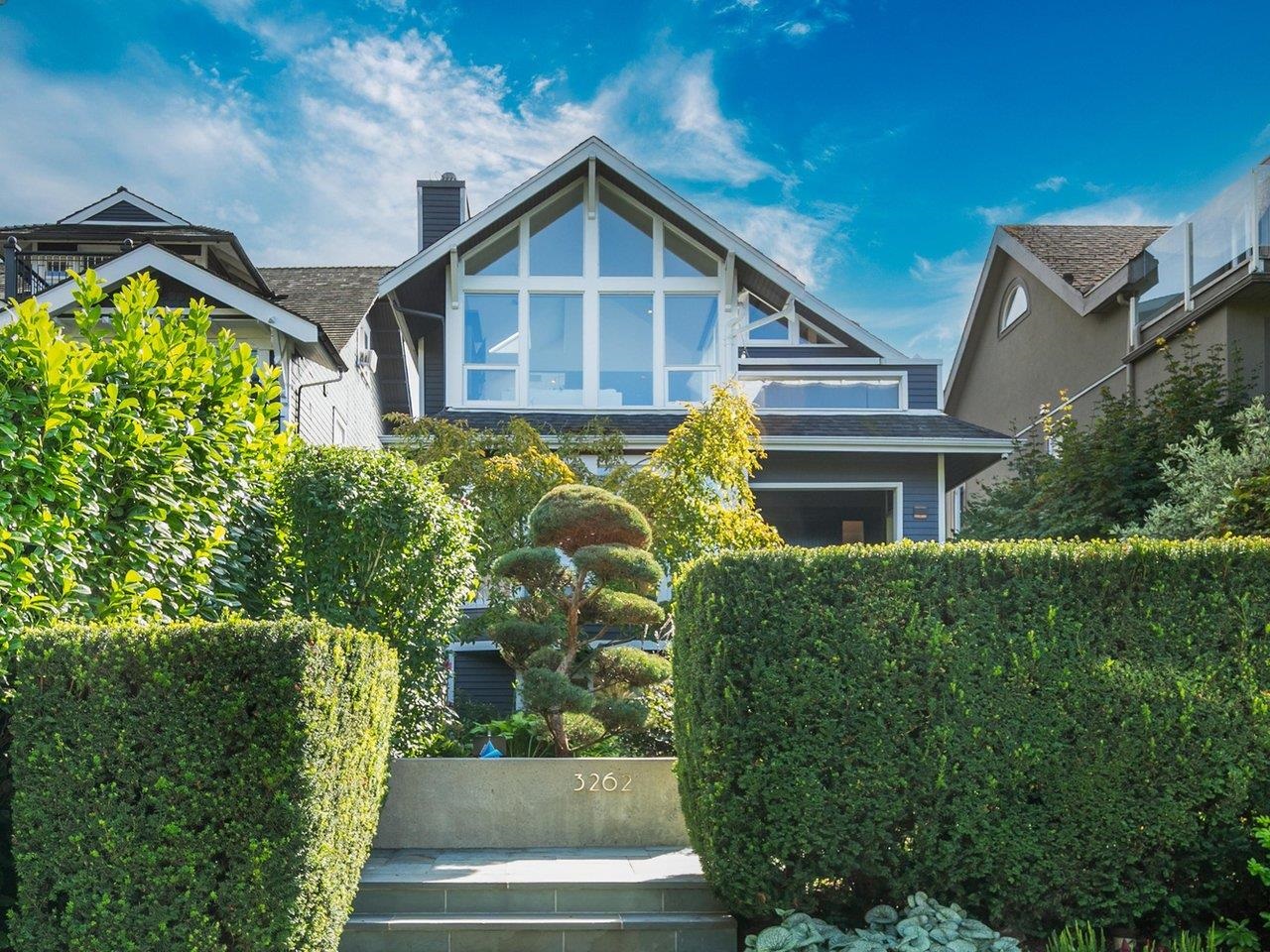 3262 West 1st Avenue, Vancouver, BC V6K 1H5