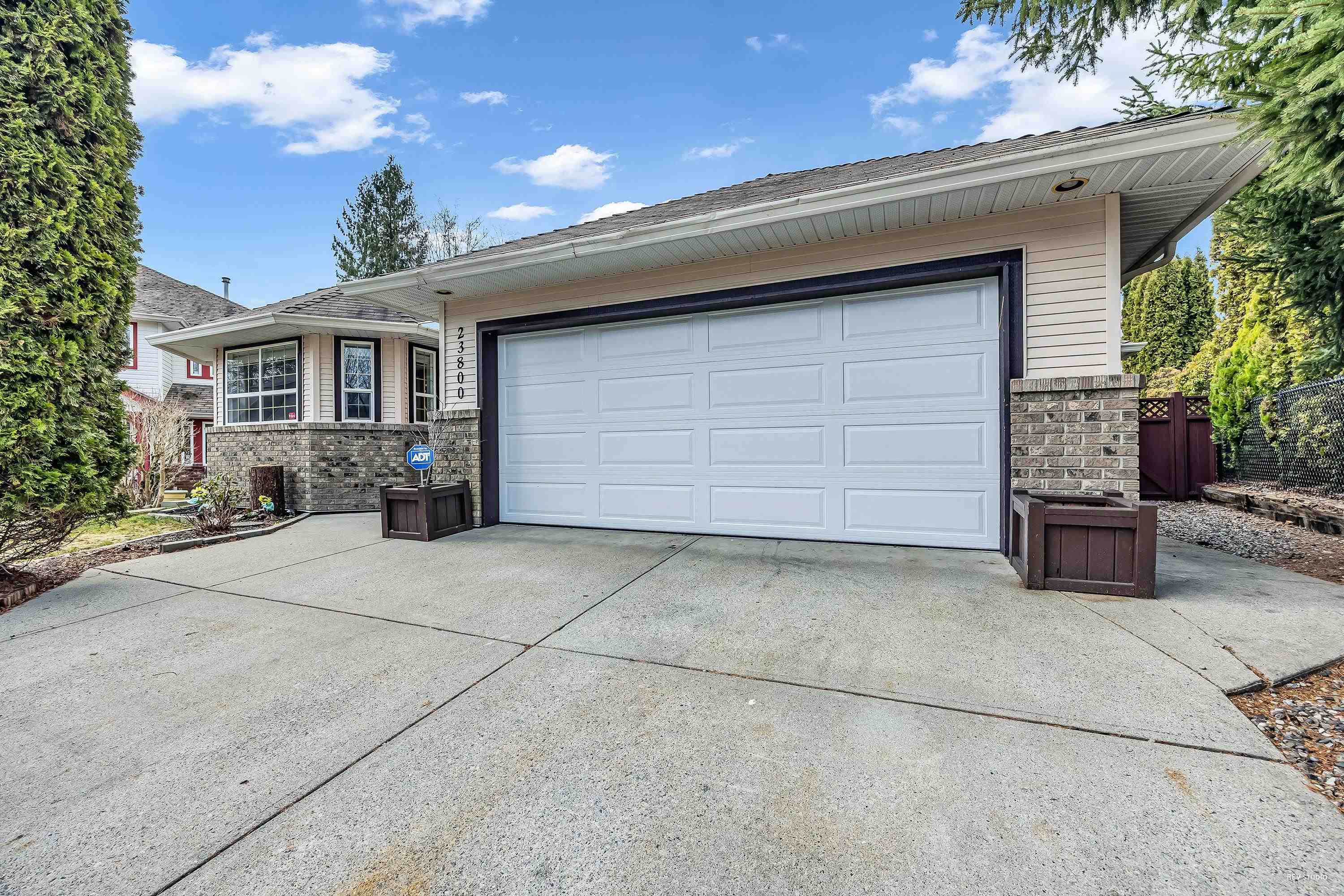 122 Avenue, Maple Ridge, BC V4R 1N2