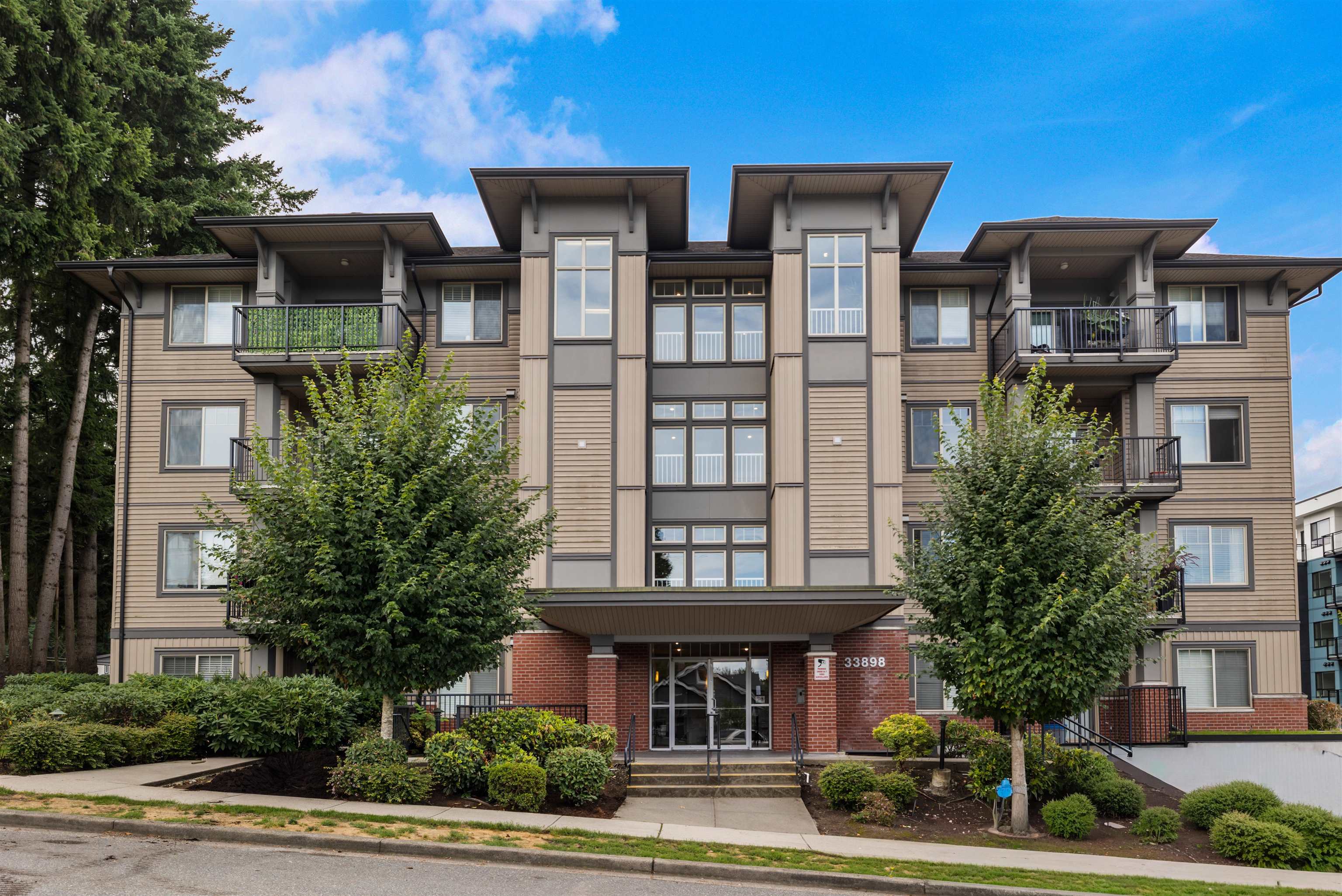 33898 Pine Street #301, Abbotsford, BC V2S 2P3