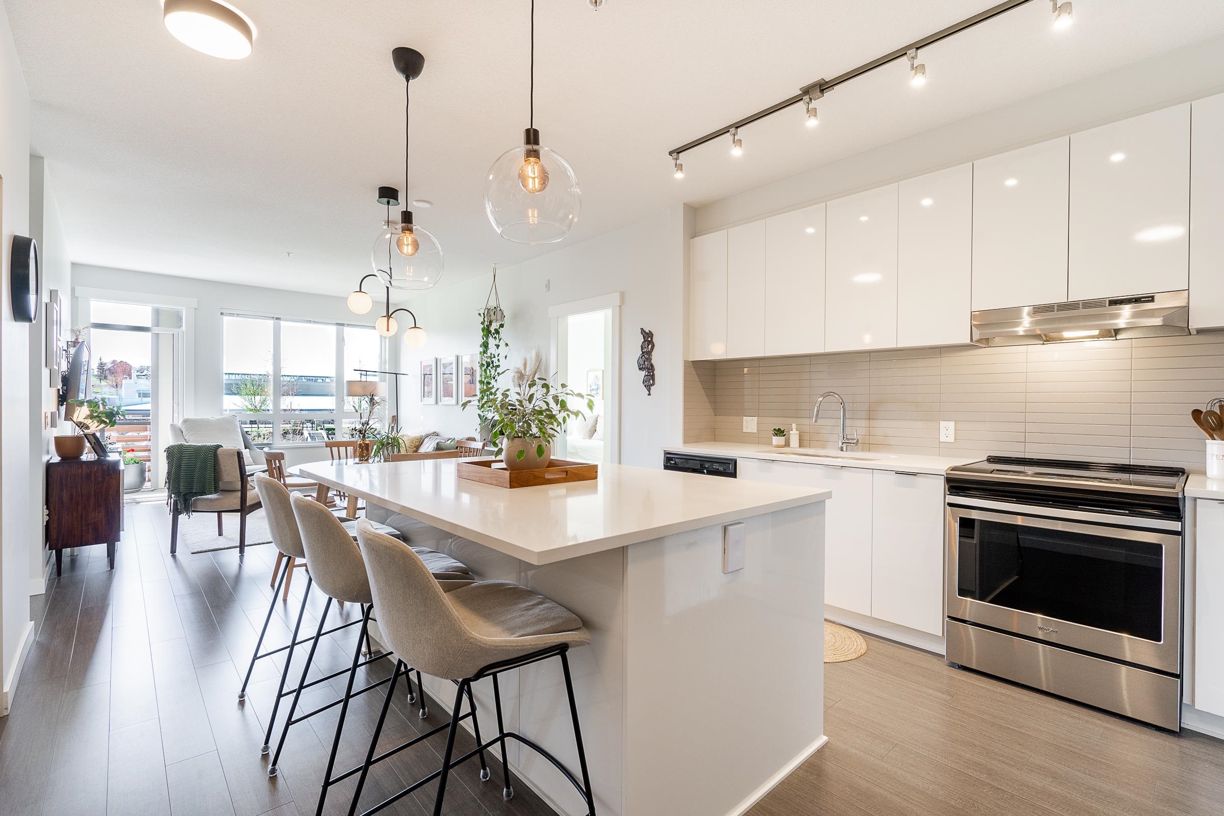 31158 Westridge Place #301, Abbotsford, BC V2T 0K5