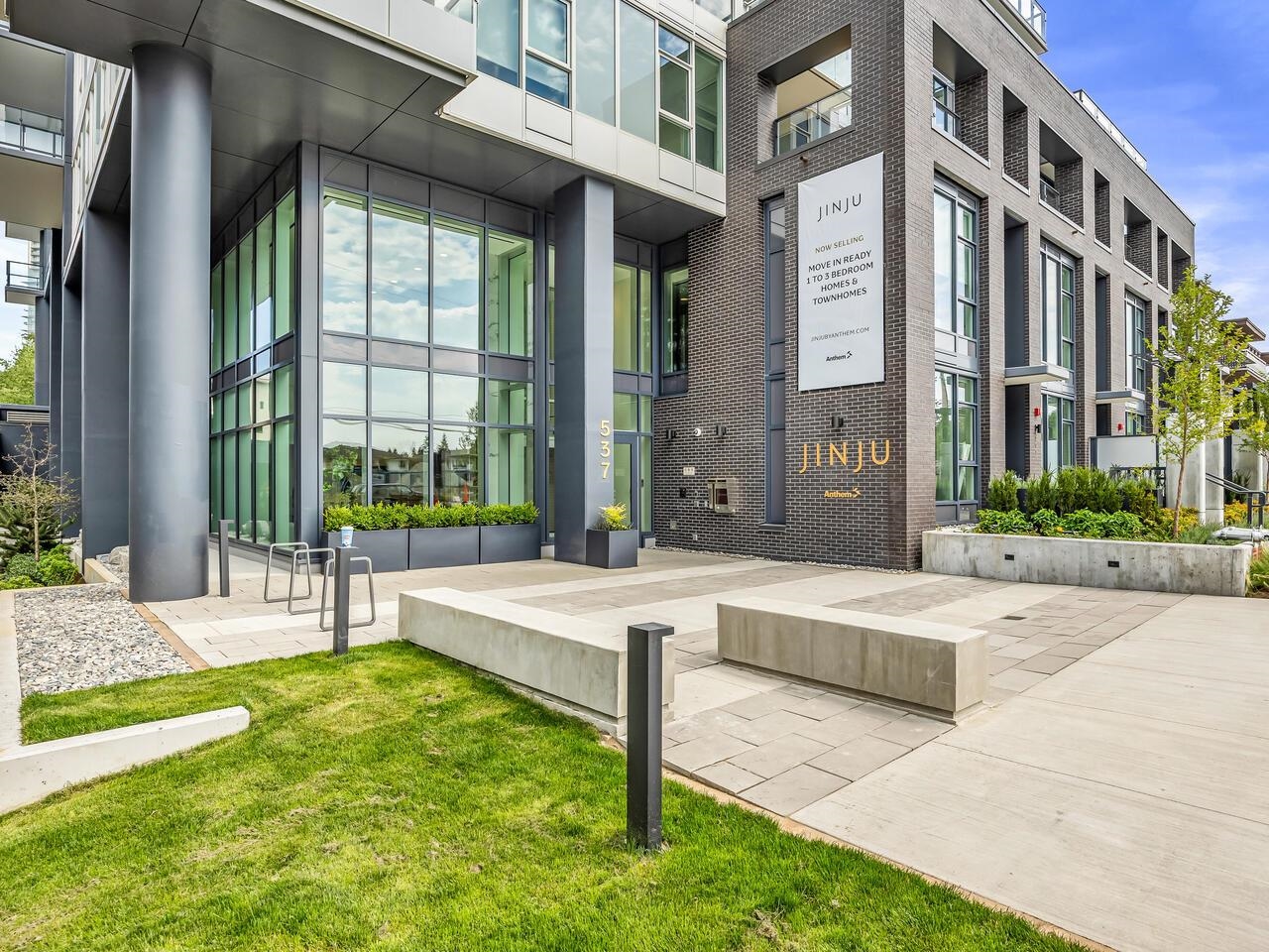 537 Cottonwood Ave #2410, Coquitlam, BC V3J 0S4