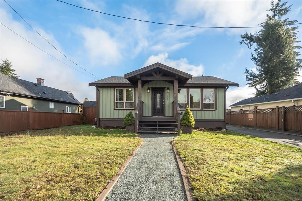 7582 Dunsmuir Street, Mission, BC V2V 4B4