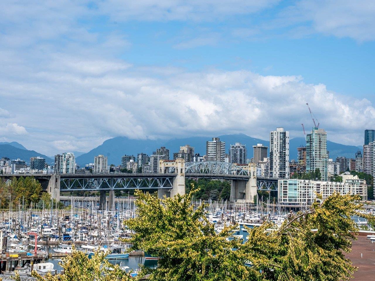 1508 Mariner Walk #604, Vancouver, BC V6J 4X9