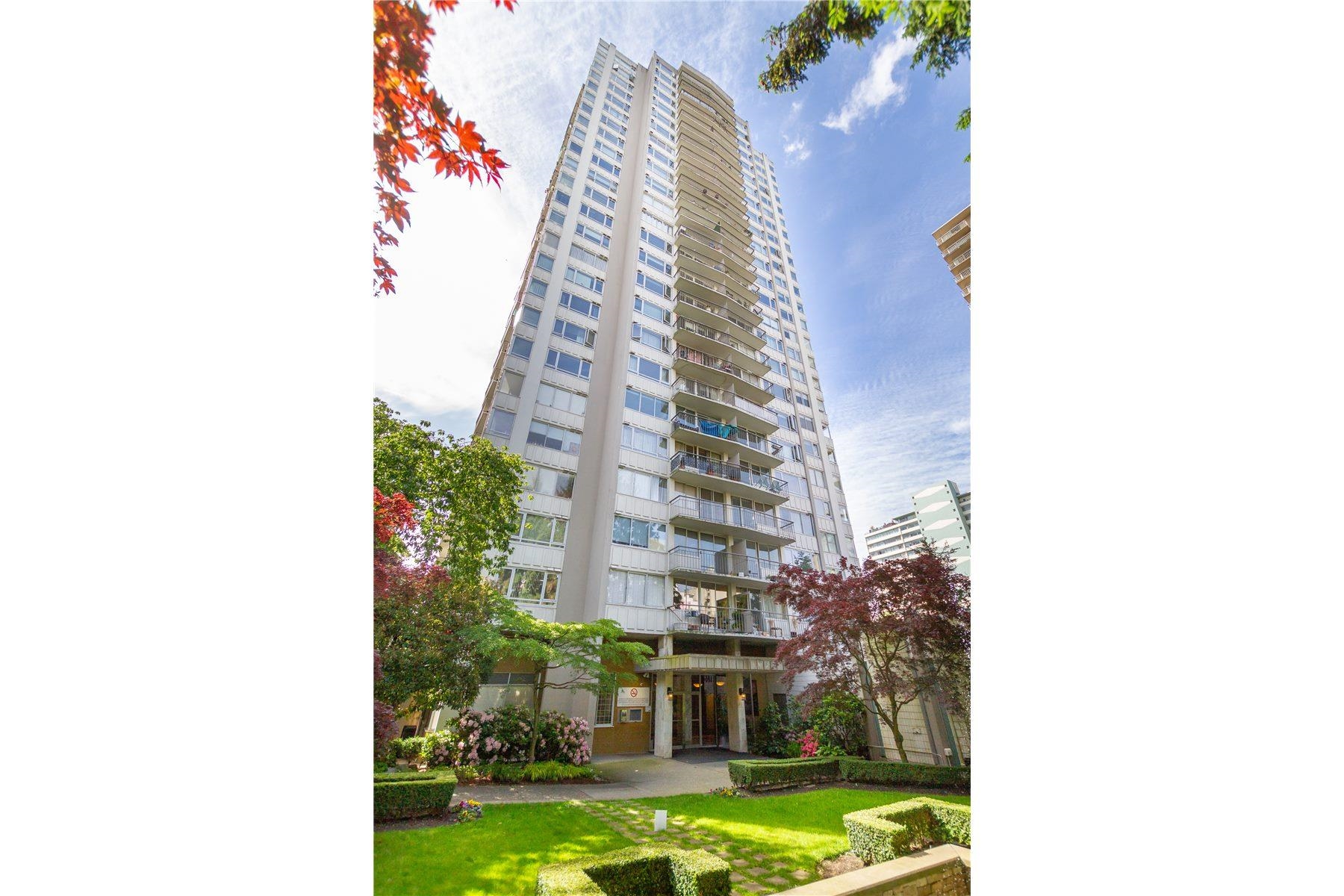 1850 Comox Street #1205, Vancouver, BC V6G 1R3