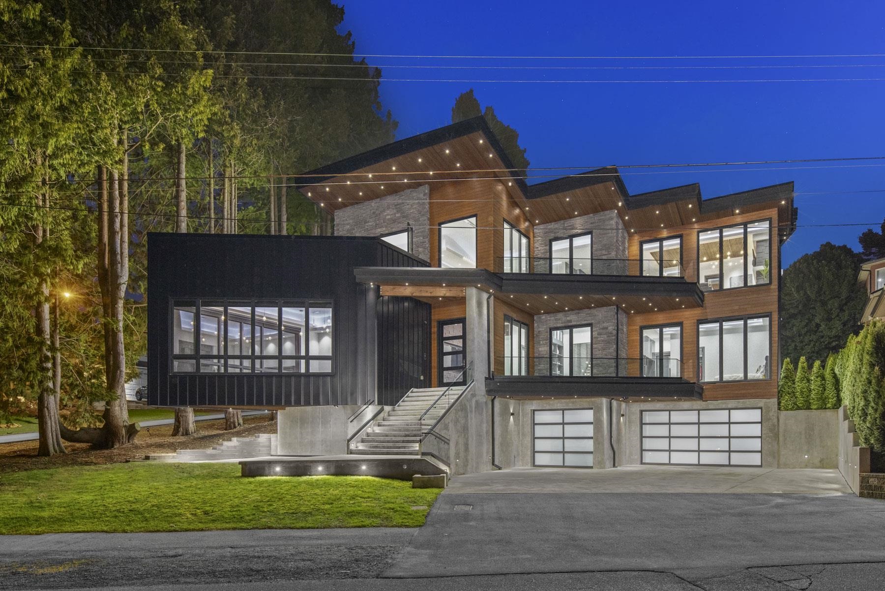 1794 Ocean Park Road, Surrey, BC V4A 3L9