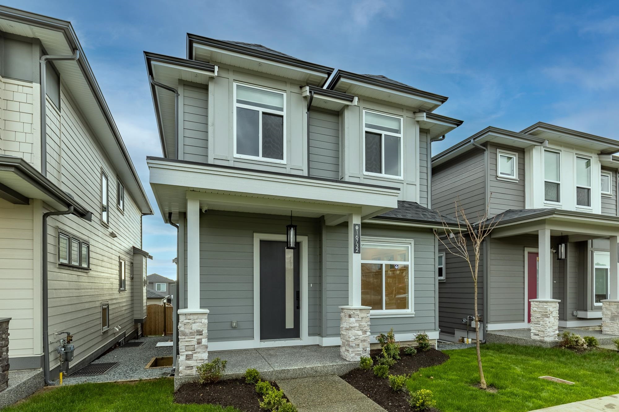 20a Avenue, Surrey, BC V3Z 1J4