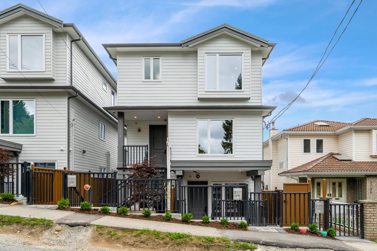 3090 Vanness Avenue #1, Vancouver, BC V5R 5A1