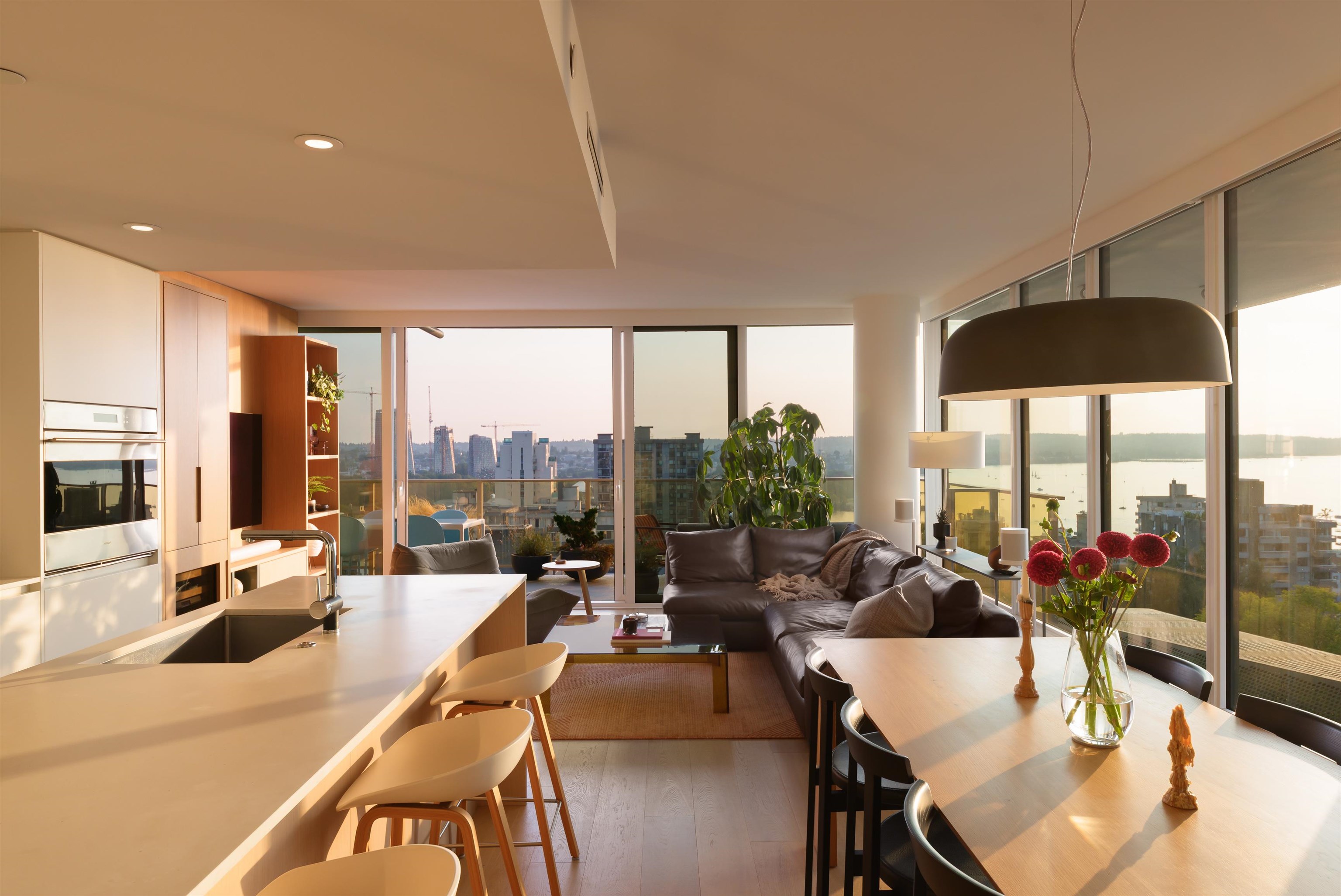 1365 Davie Street #1404, Vancouver, BC V6E 1N5