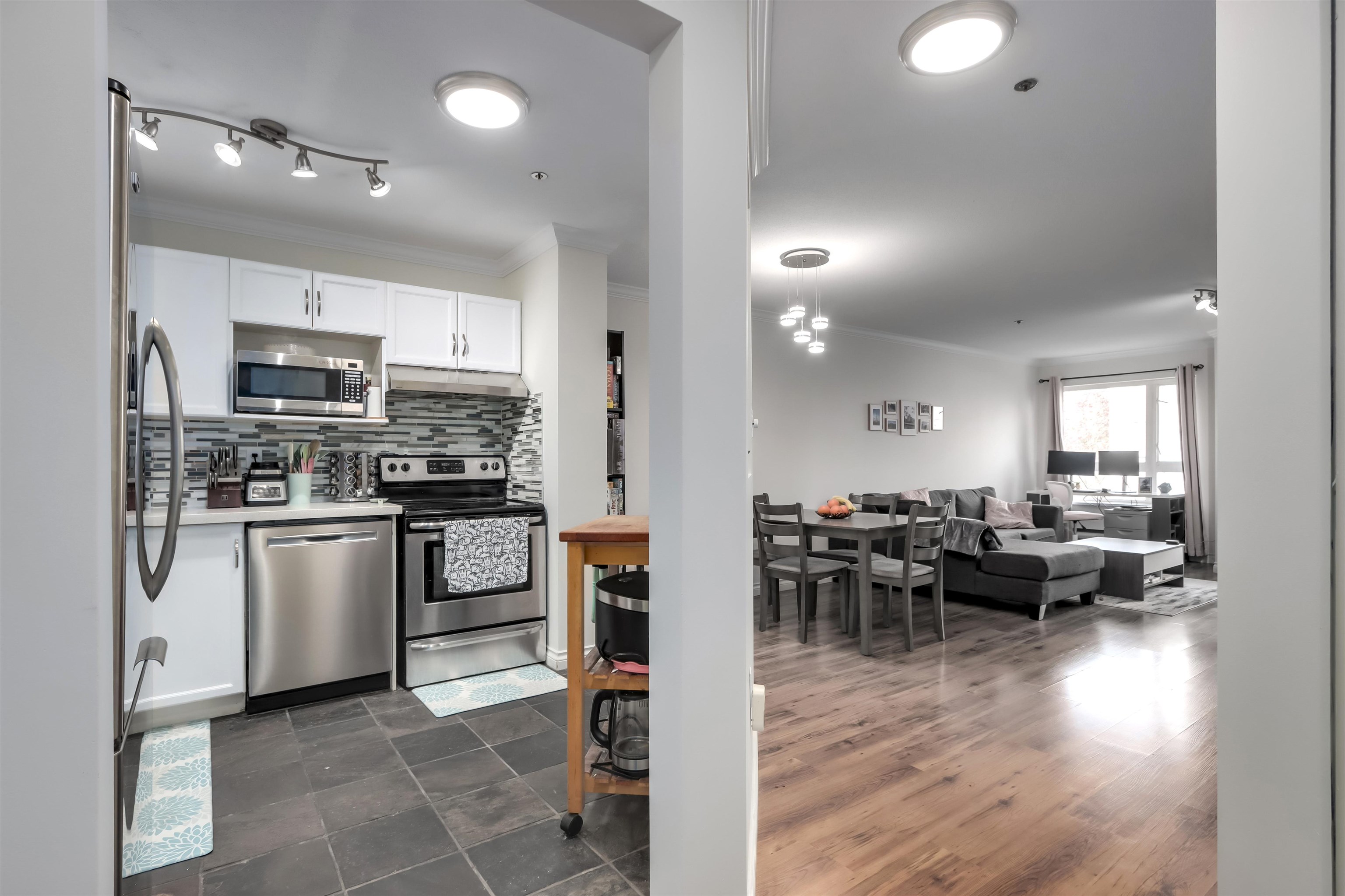 2335 Whyte Avenue #202, Port Coquitlam, BC V3C 2A3