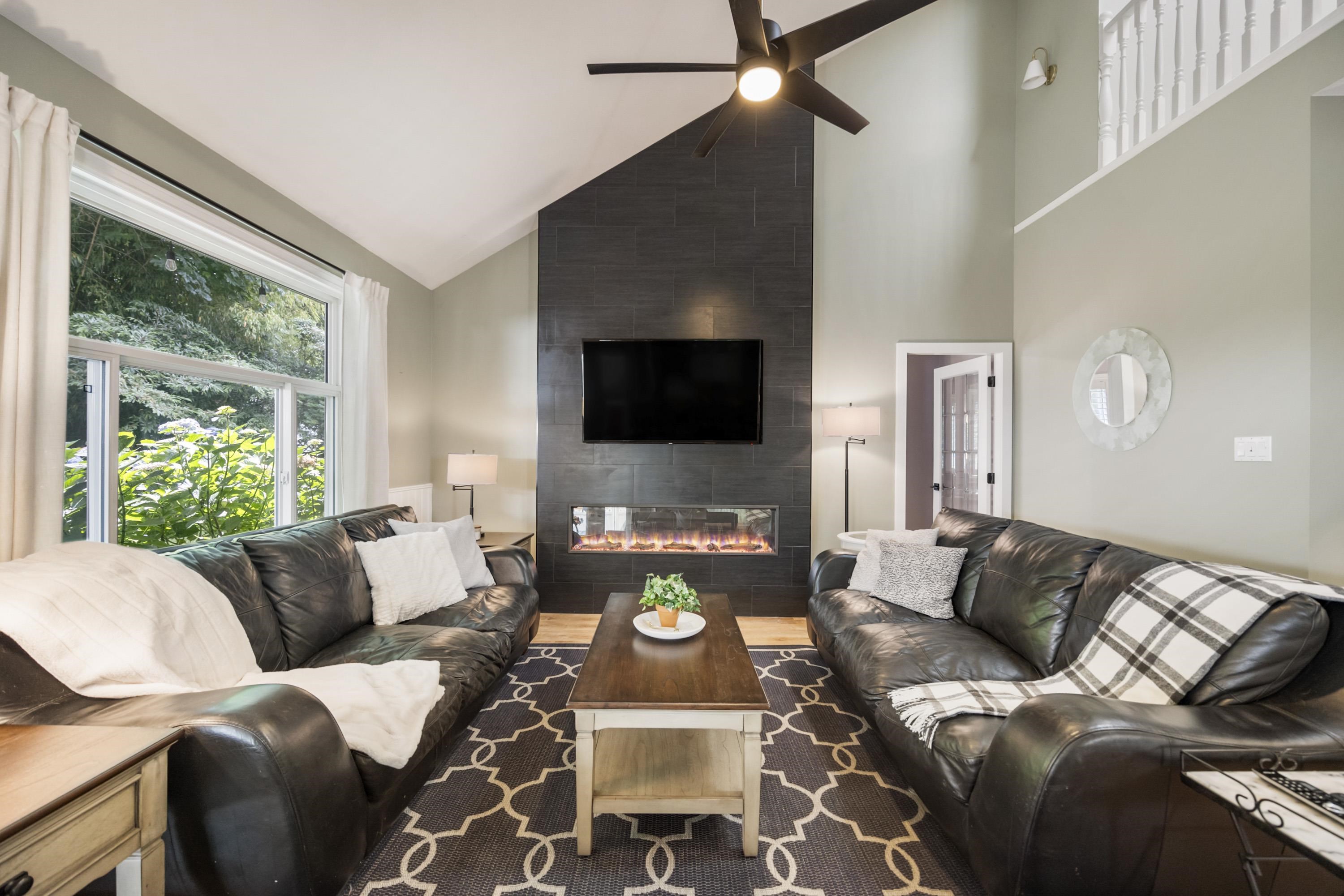100a Avenue, Surrey, BC V4N 5C8