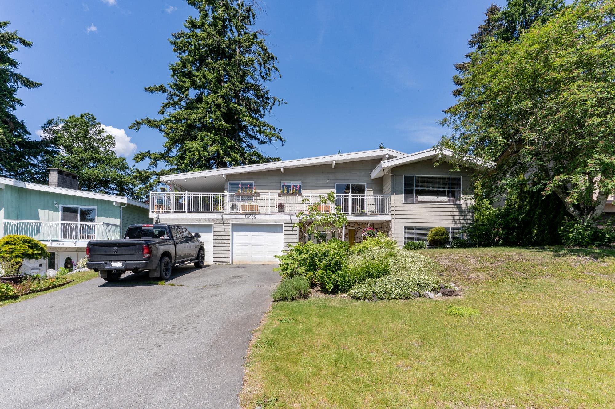 10935 Monroe Drive, Delta, BC V4C 1N2