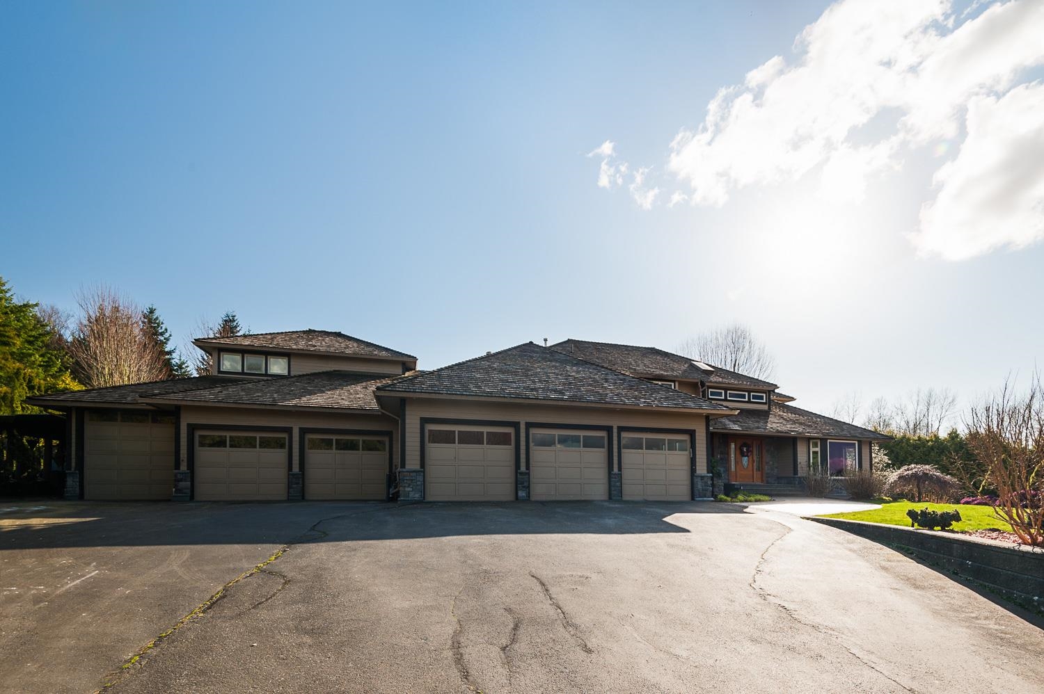 1 Avenue, Langley, BC V2Z 1V3