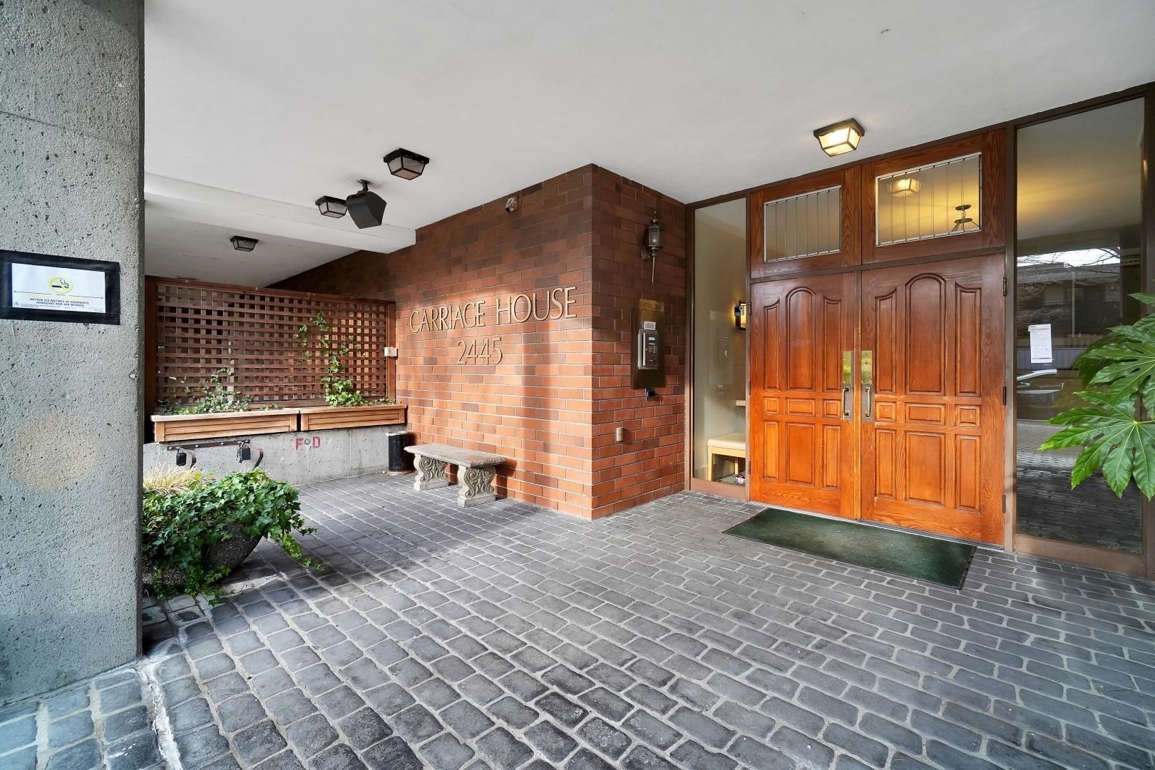 2445 West 3rd Avenue #1104, Vancouver, BC V6K 4K6