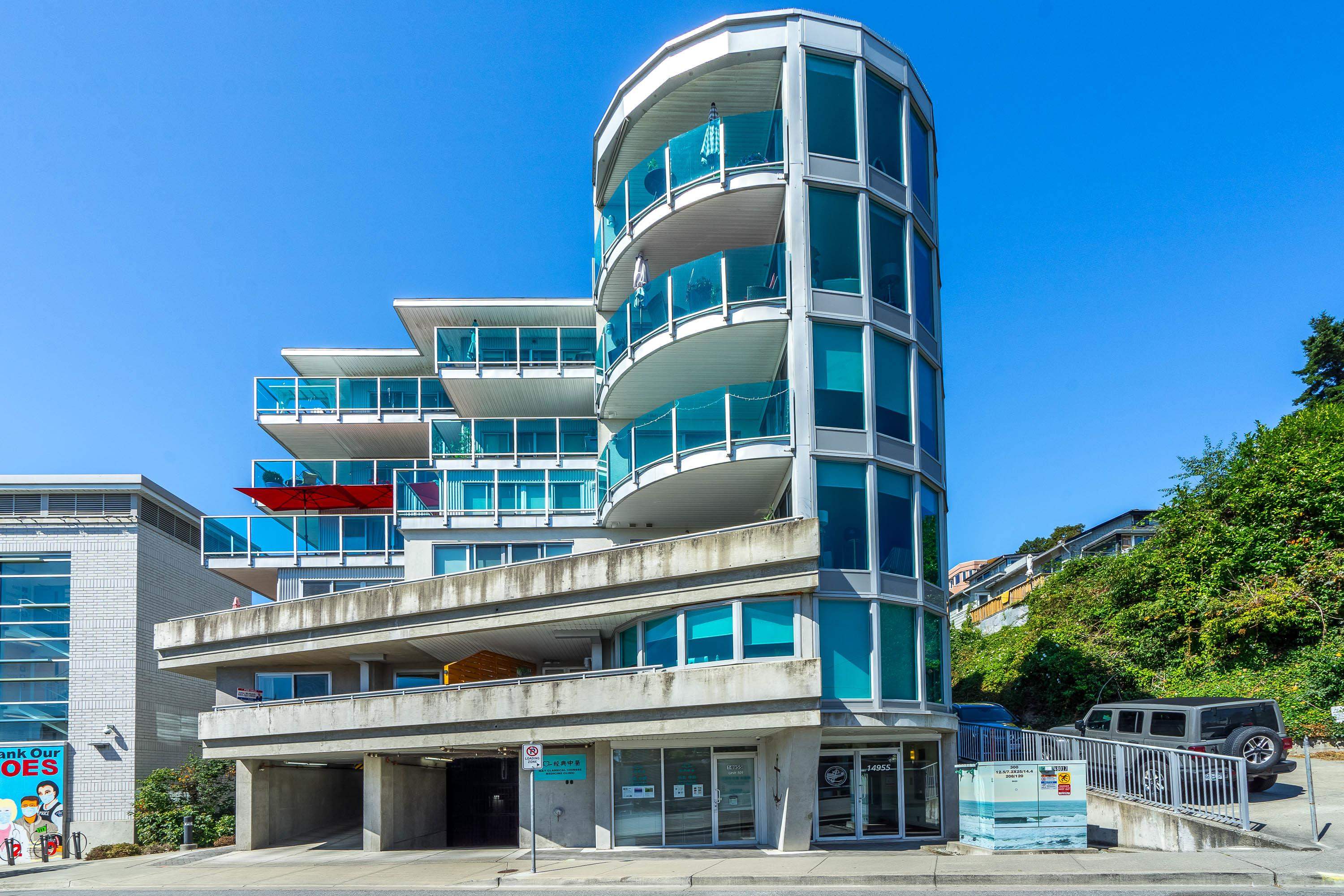 14955 Victoria Avenue #504, White Rock, BC V4B 1G2