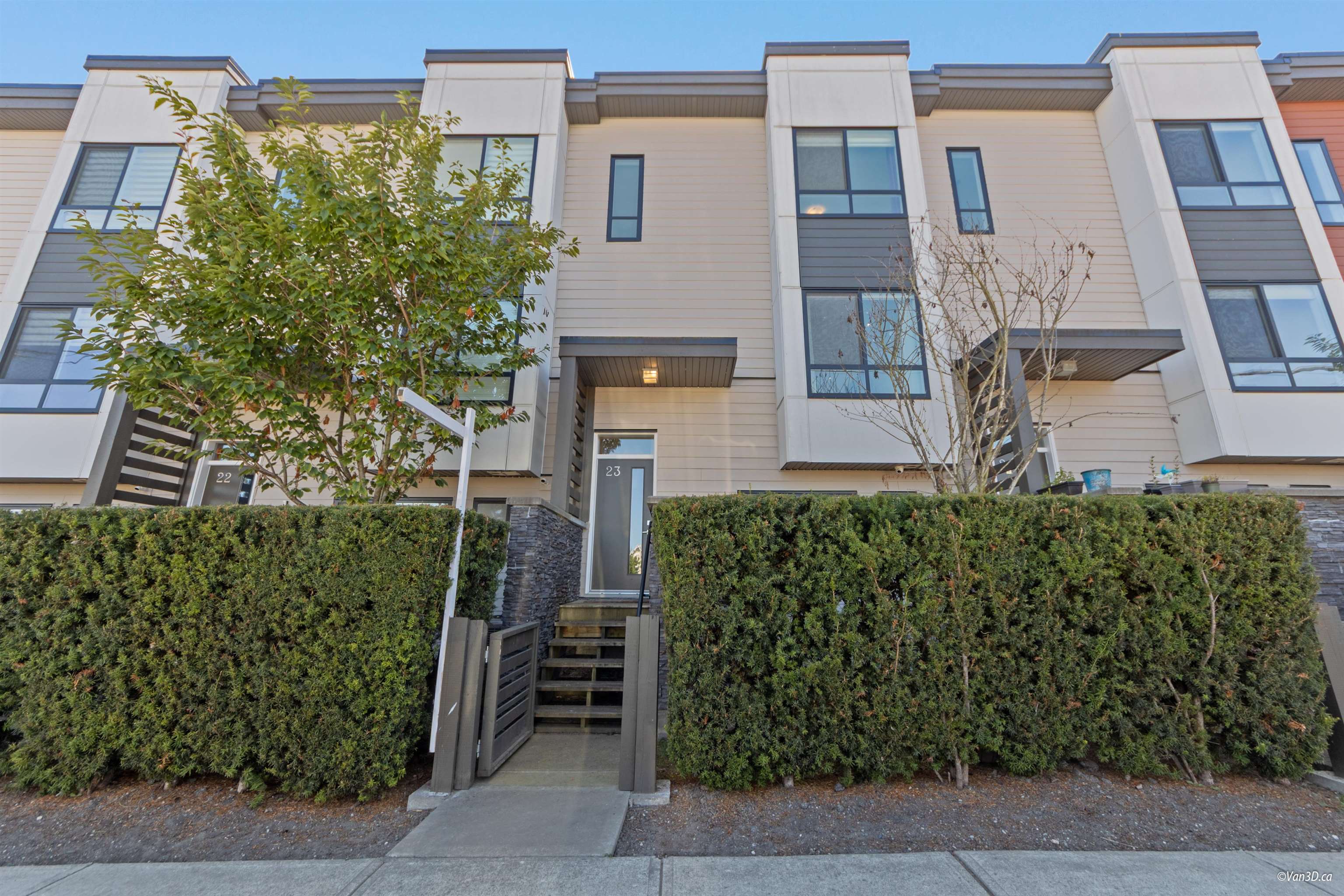 1670 160 Street #23, Surrey, BC V4A 0C6