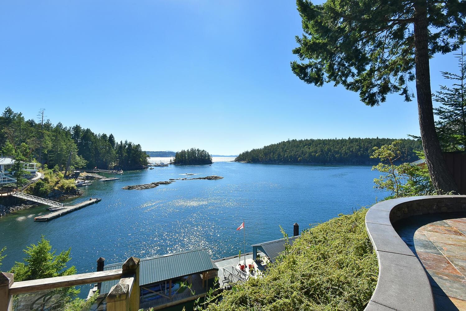 5386 Sans Souci Rd, Halfmoon Bay, BC V7Z 1B6