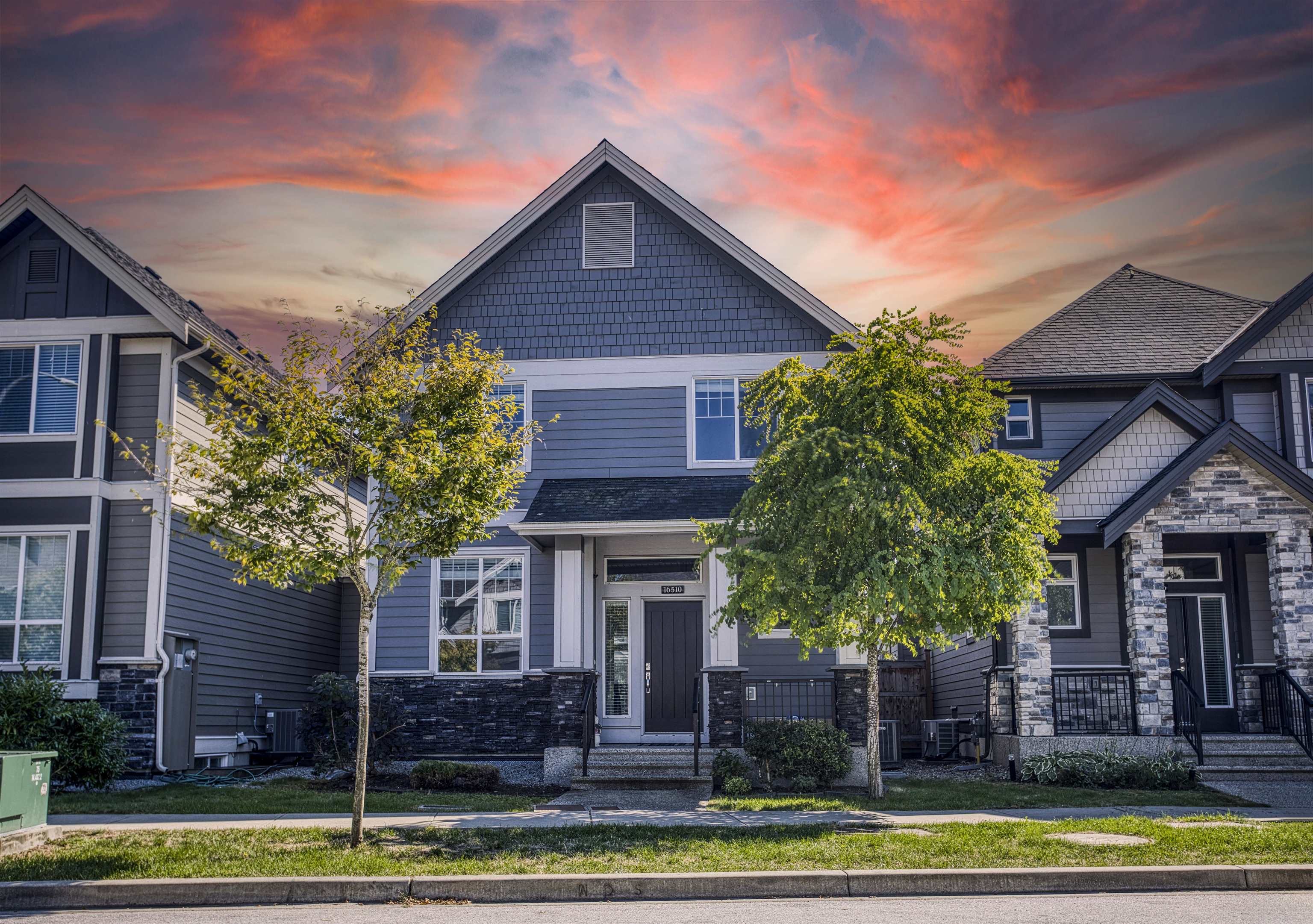 25a Avenue, Surrey, BC V3Z 0S2