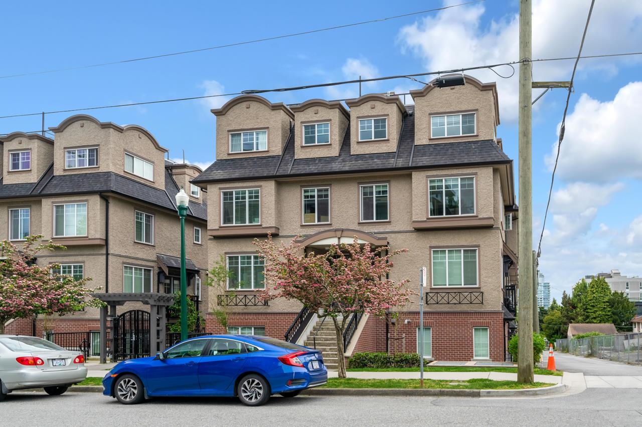 484 West 59th Avenue, Vancouver, BC V5X 1X5