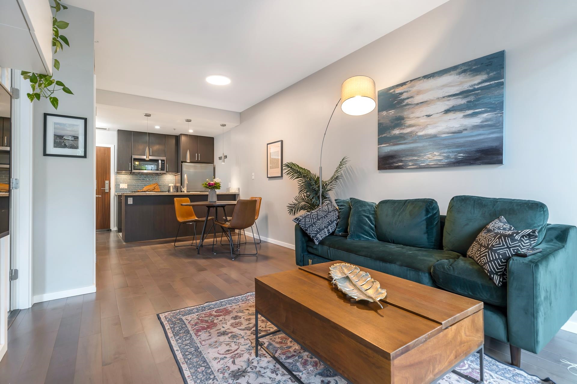 63 West 2nd Avenue #206, Vancouver, BC V5Y 0G8