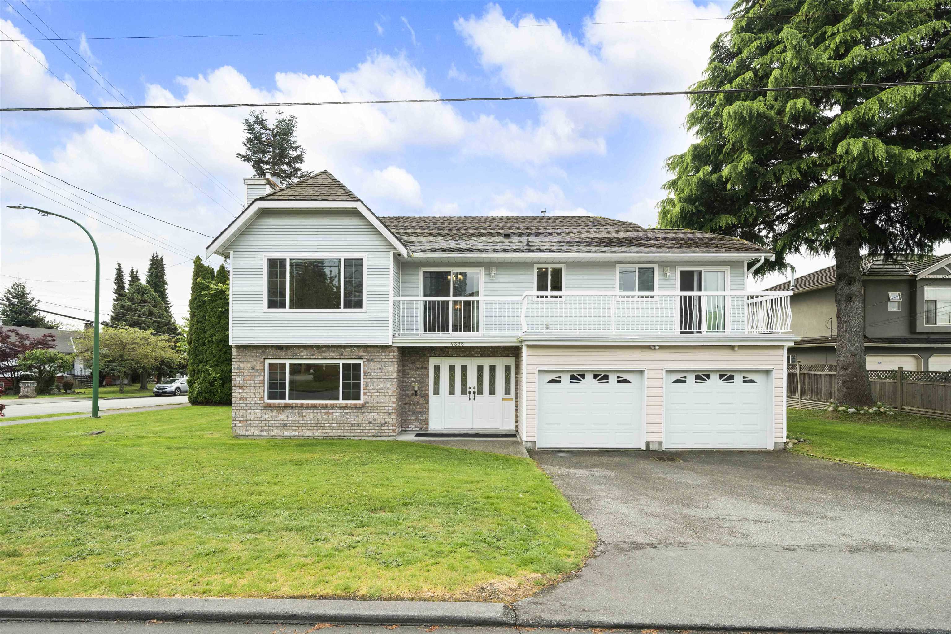 4398 Hurst Street, Burnaby, BC V5J 1M9