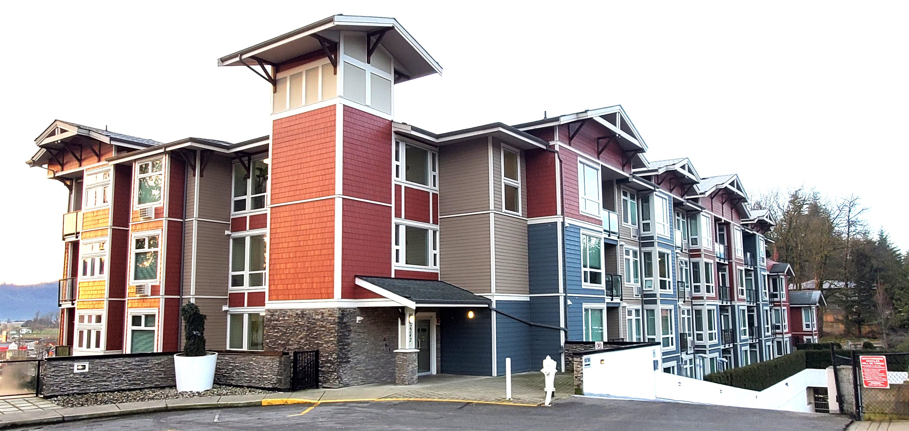 2242 Whatcom Road #409, Abbotsford, BC V3G 0G3