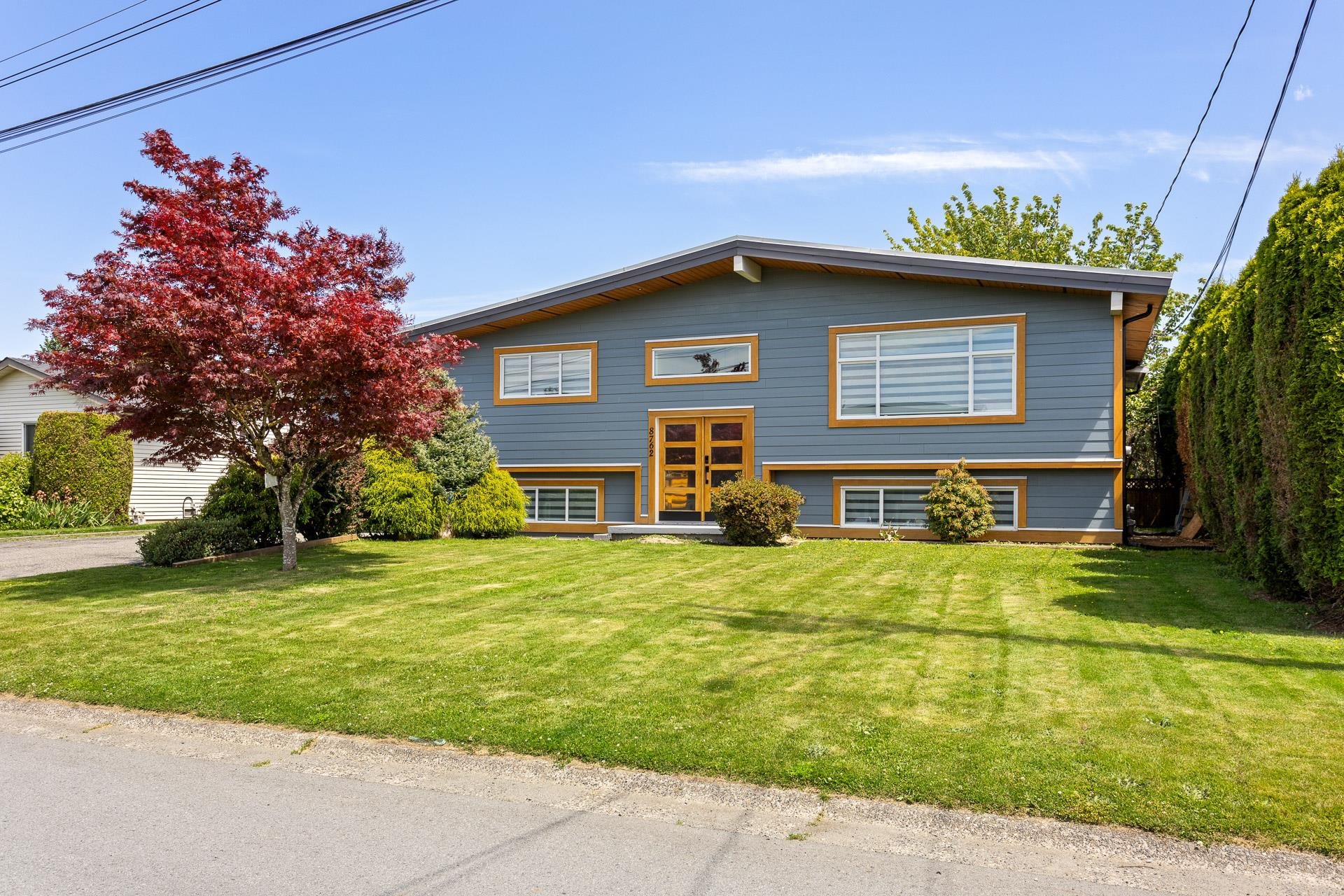 8762 Butchart Street, Chilliwack, BC V2P 5S3
