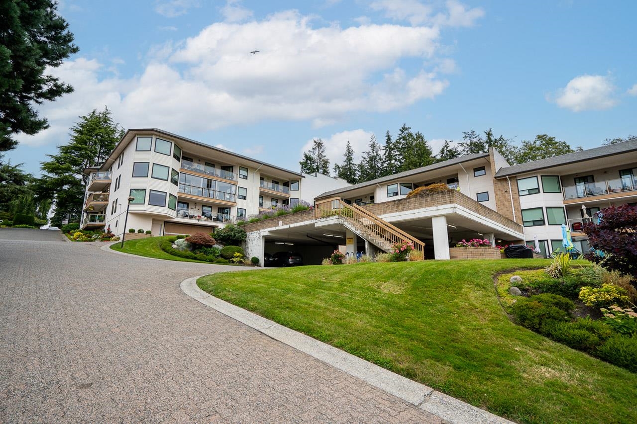 1350 Vidal Street #519, White Rock, BC V4B 5G6