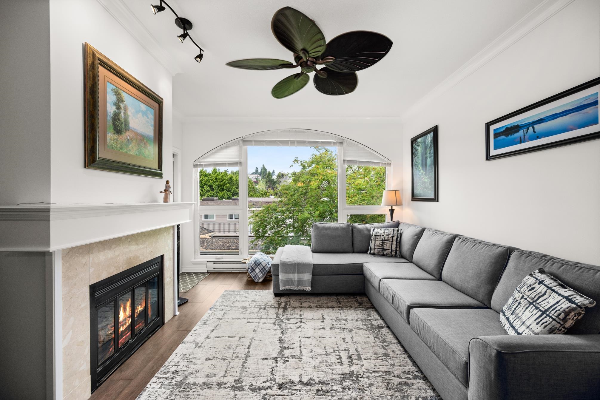 15809 Marine Drive #309, White Rock, BC V4B 1E7