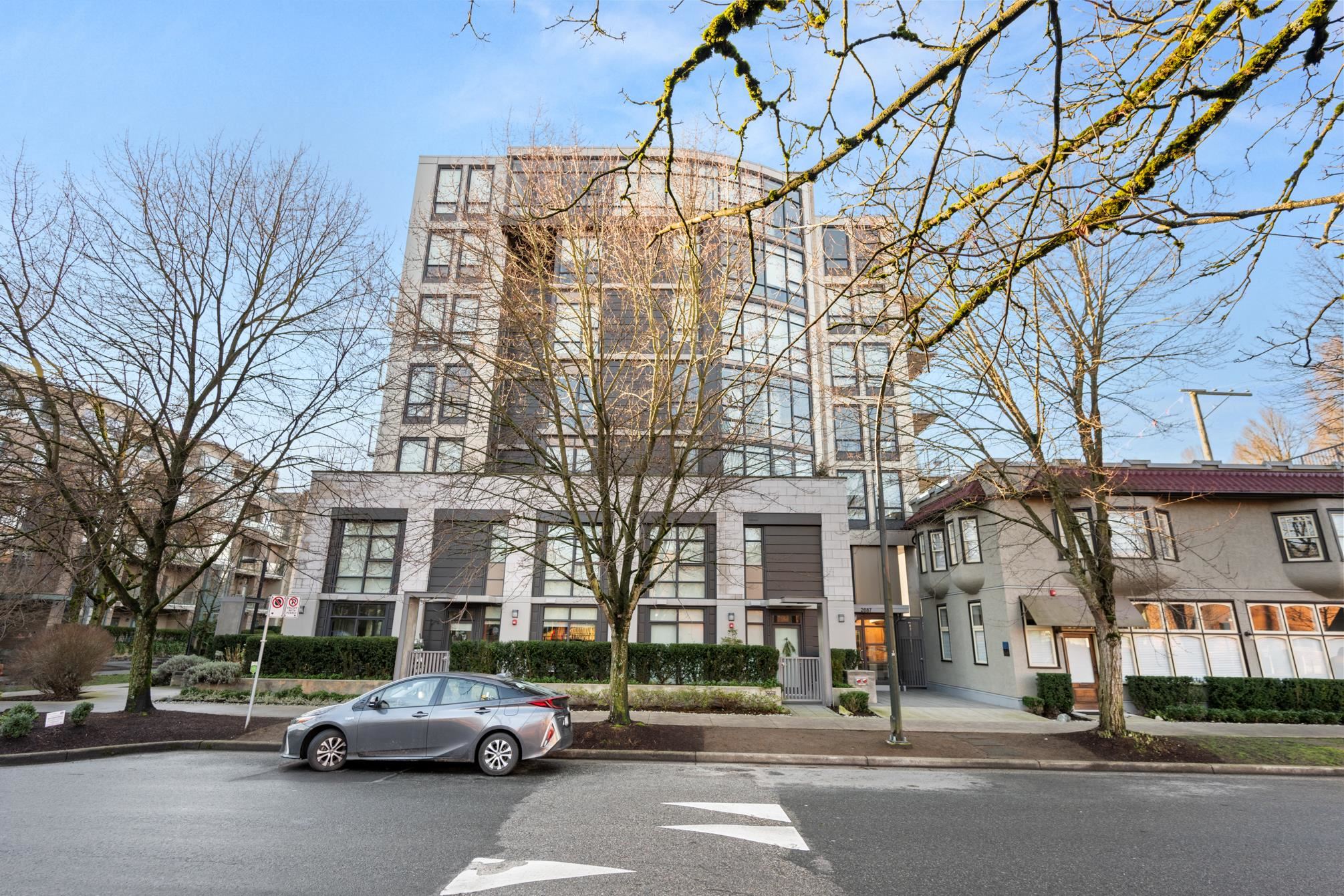 2687 Maple Street #401, Vancouver, BC V6J 3T7