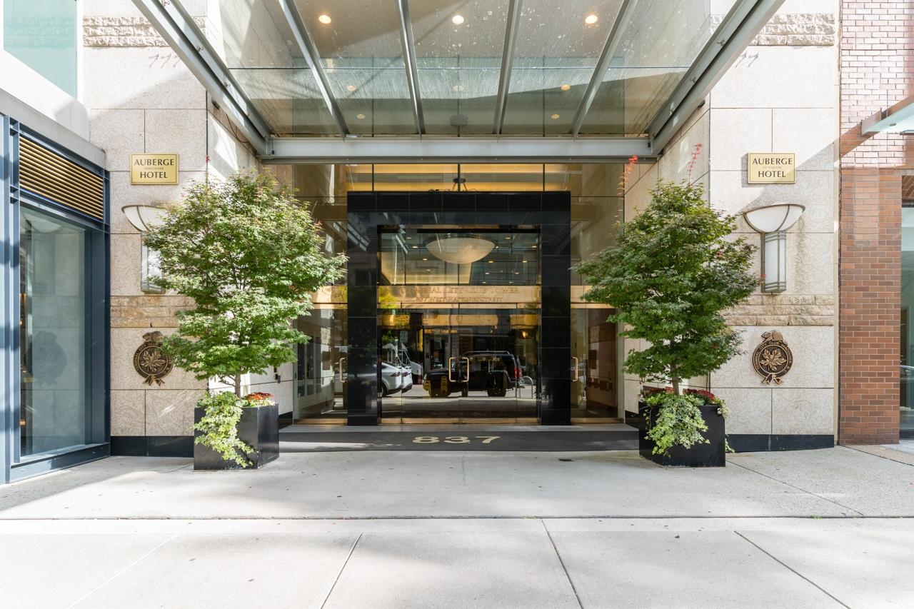 608-837 West Hastings Street #1402, Vancouver, BC V6C 3N7