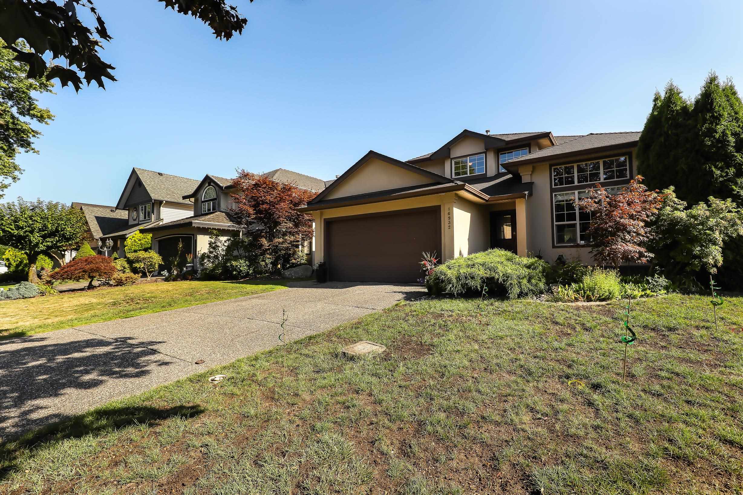 60a Avenue, Surrey, BC V3S 8X5