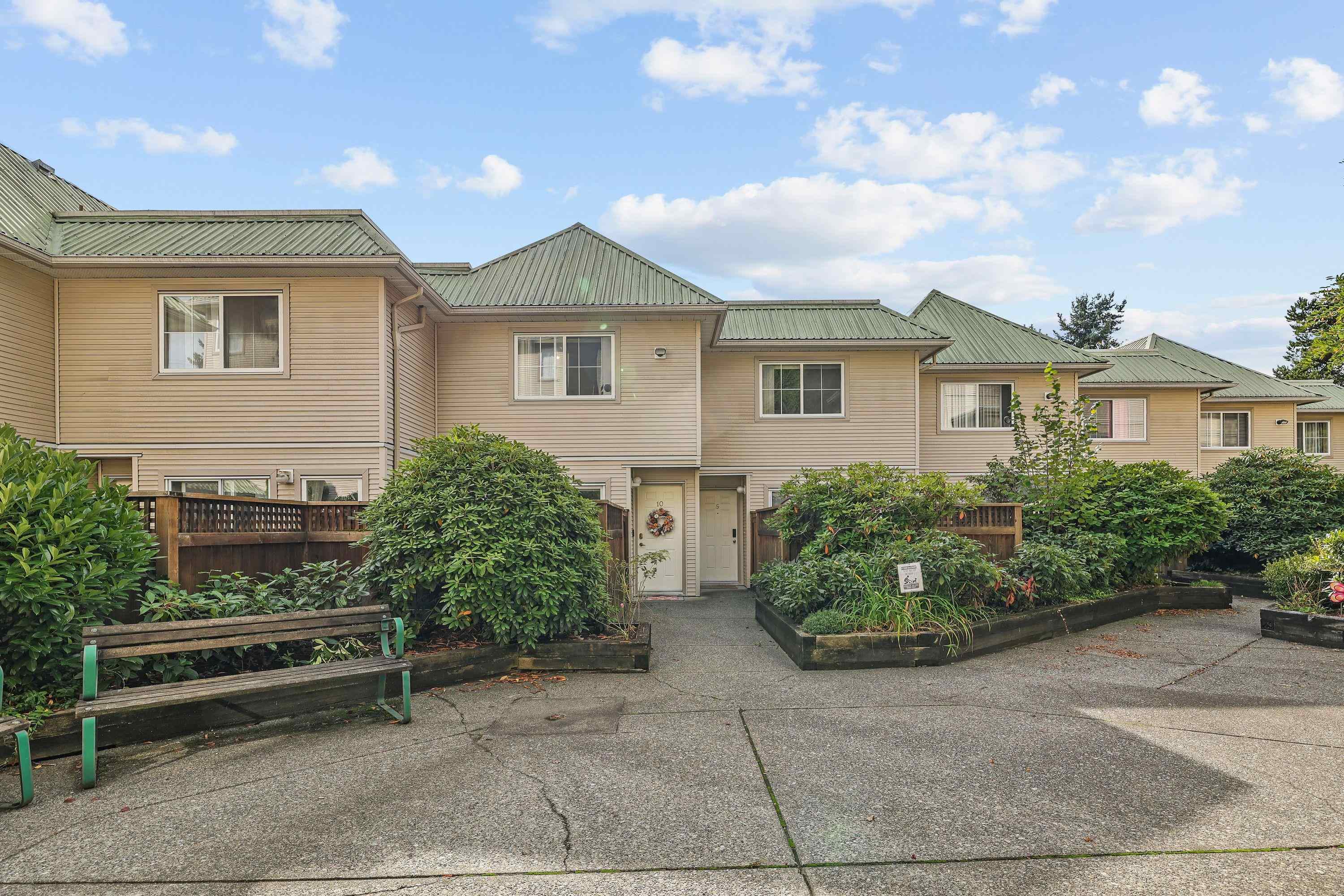 1383 Brunette Avenue #10, Coquitlam, BC V3K 1G6