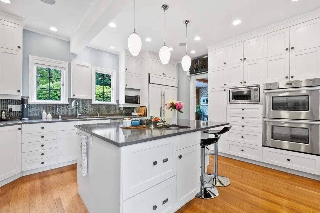 1625 Marpole Avenue, Vancouver, BC V6J 2S2