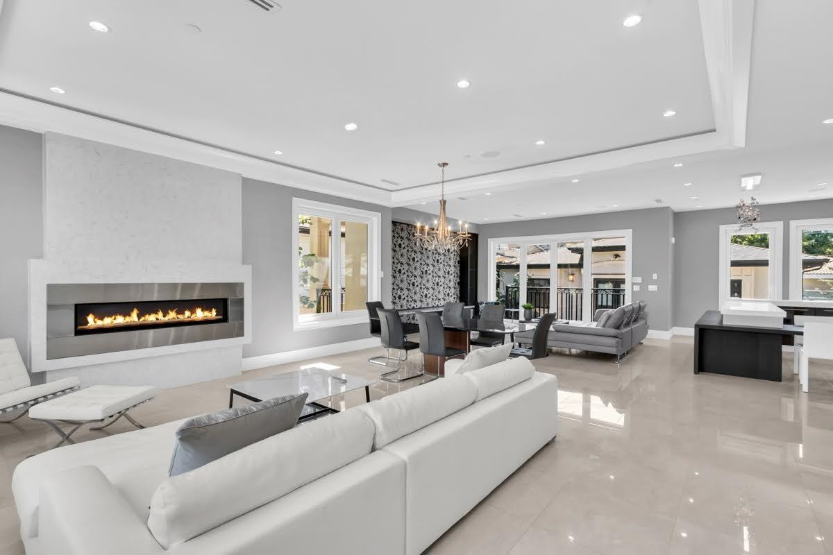 3955 Blenheim Street, Vancouver, BC V6L 2Y8