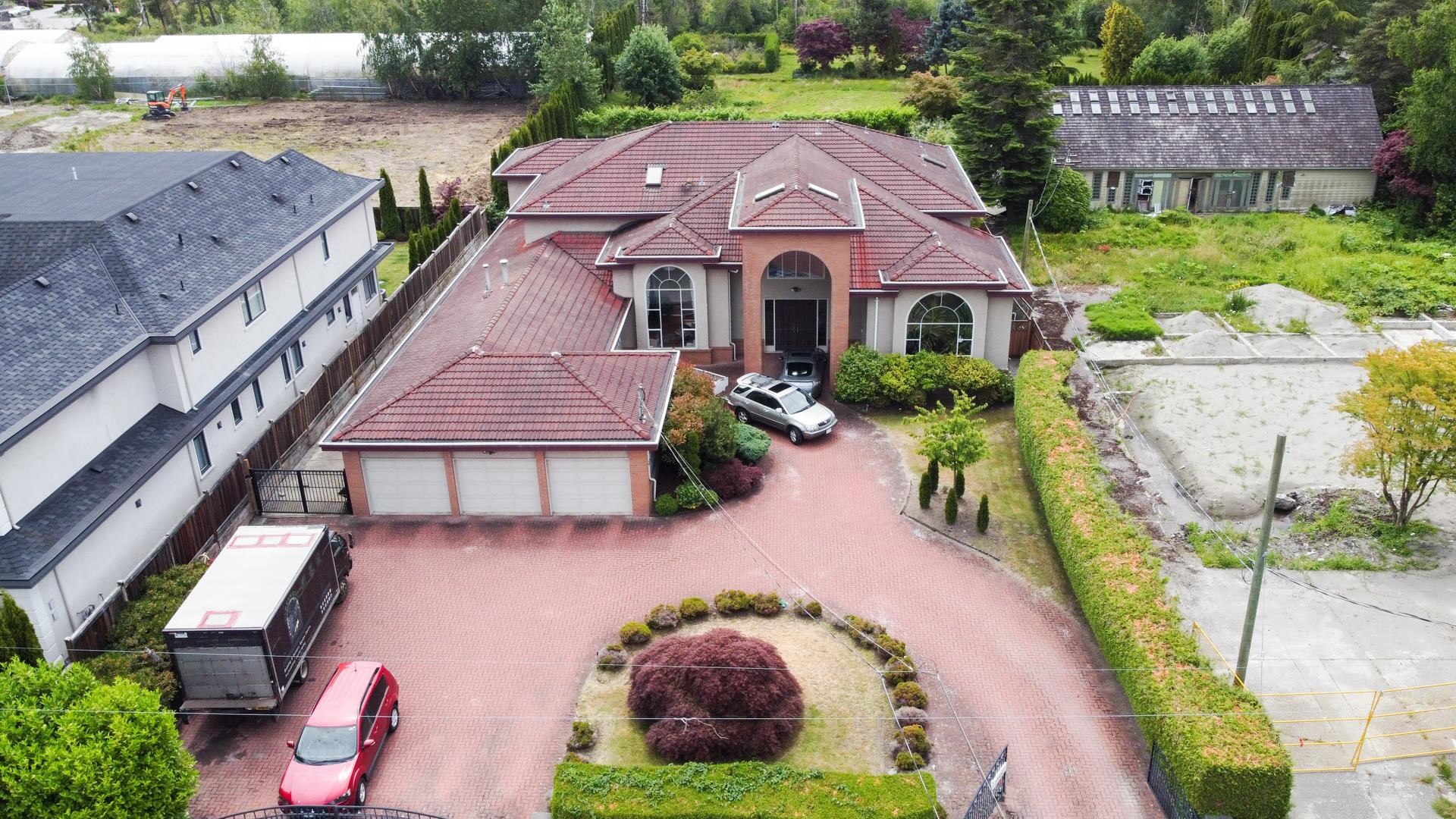 11660 Blundell Road, Richmond, BC V6Y 1L3