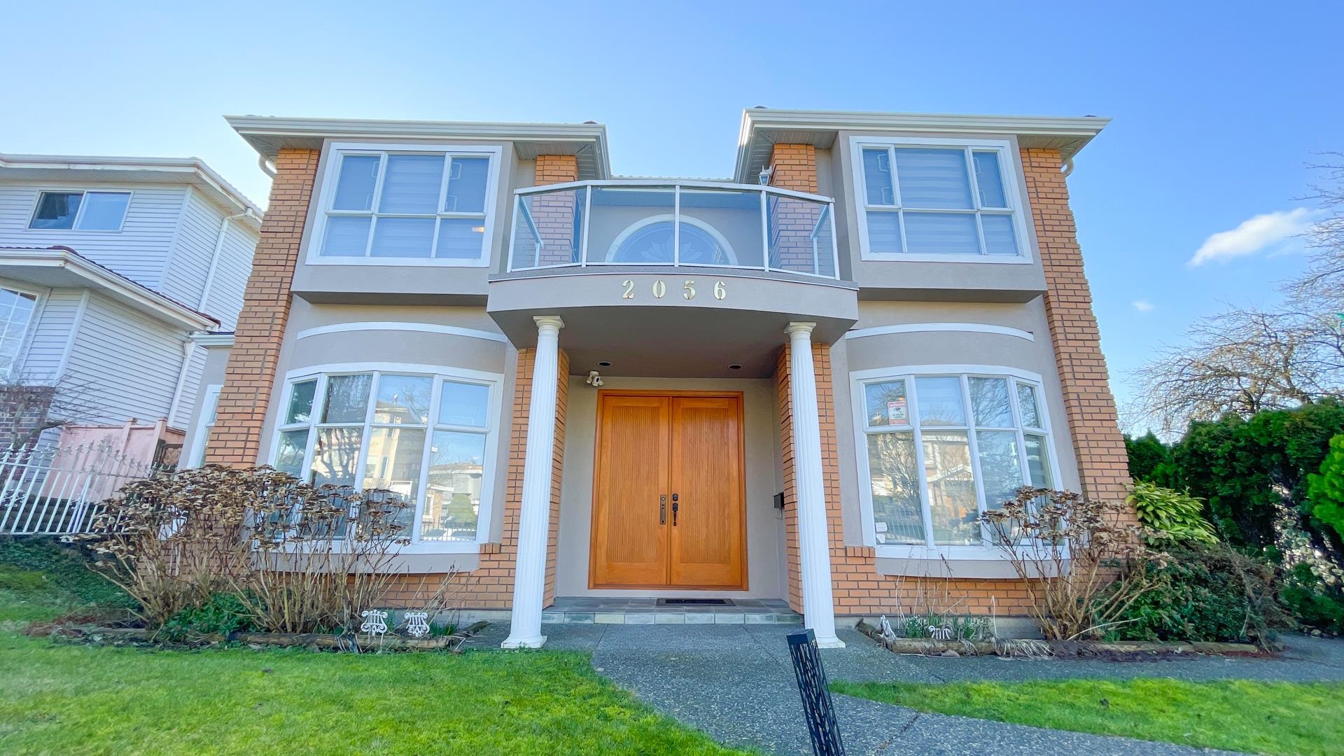 2056 Scarboro Avenue, Vancouver, BC V5P 2L3
