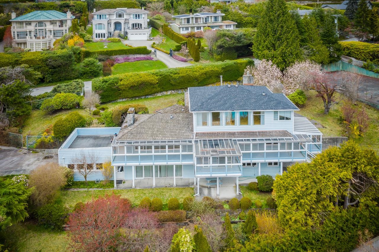 650 Southborough Drive, West Vancouver, BC V7S 1M6