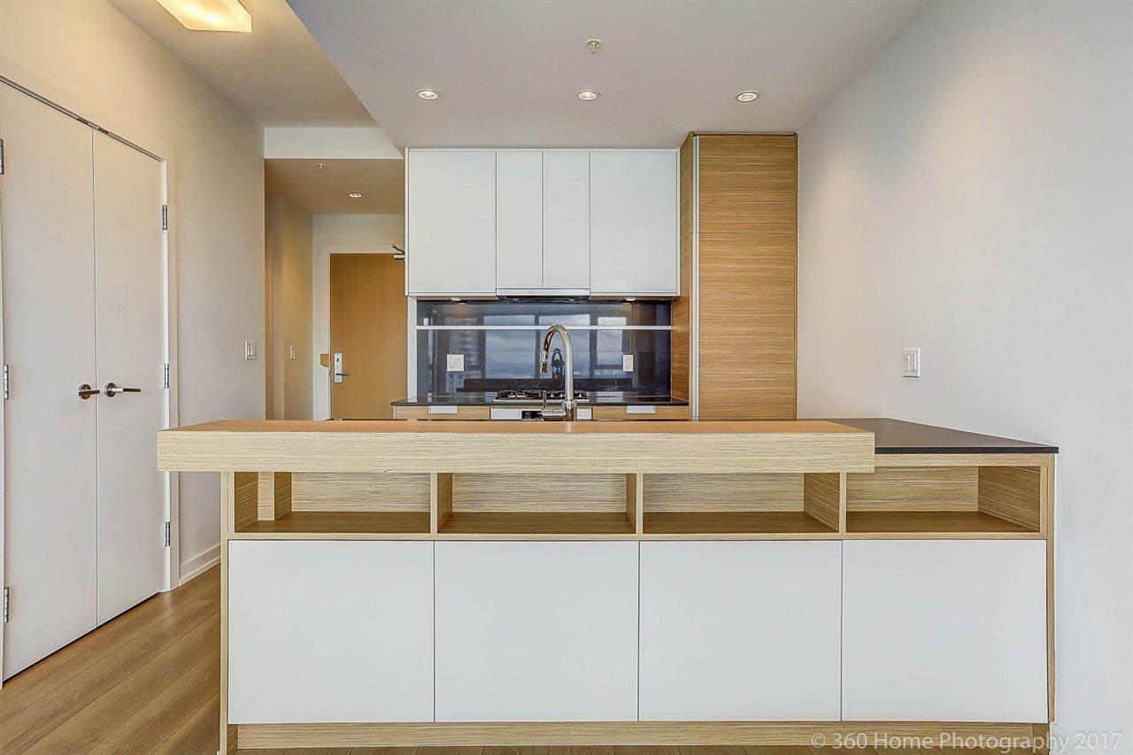 4688 Kingsway #3302, Burnaby, BC V5H 0E9
