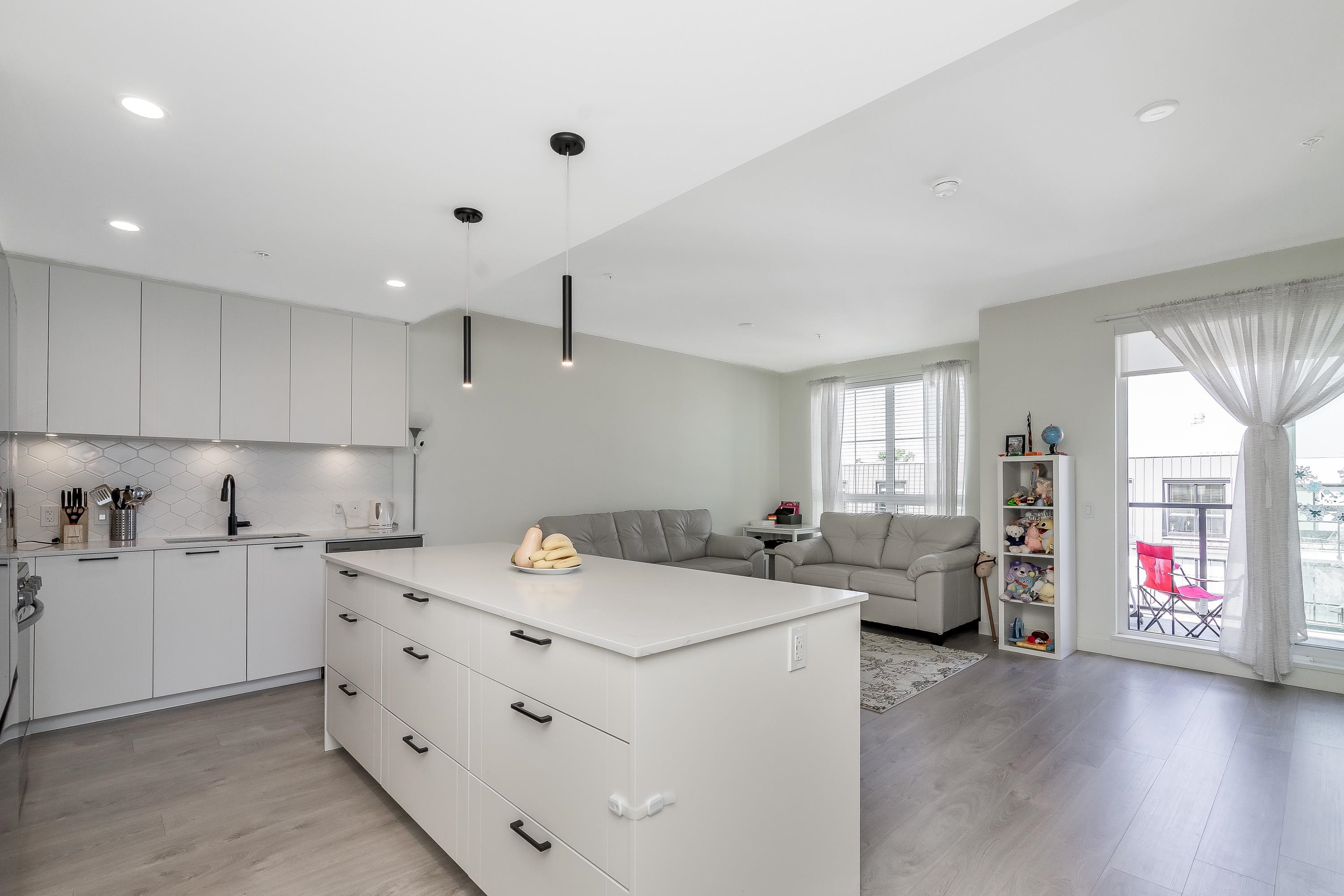 8379 201 Street #609, Langley, BC V2Y 3S6