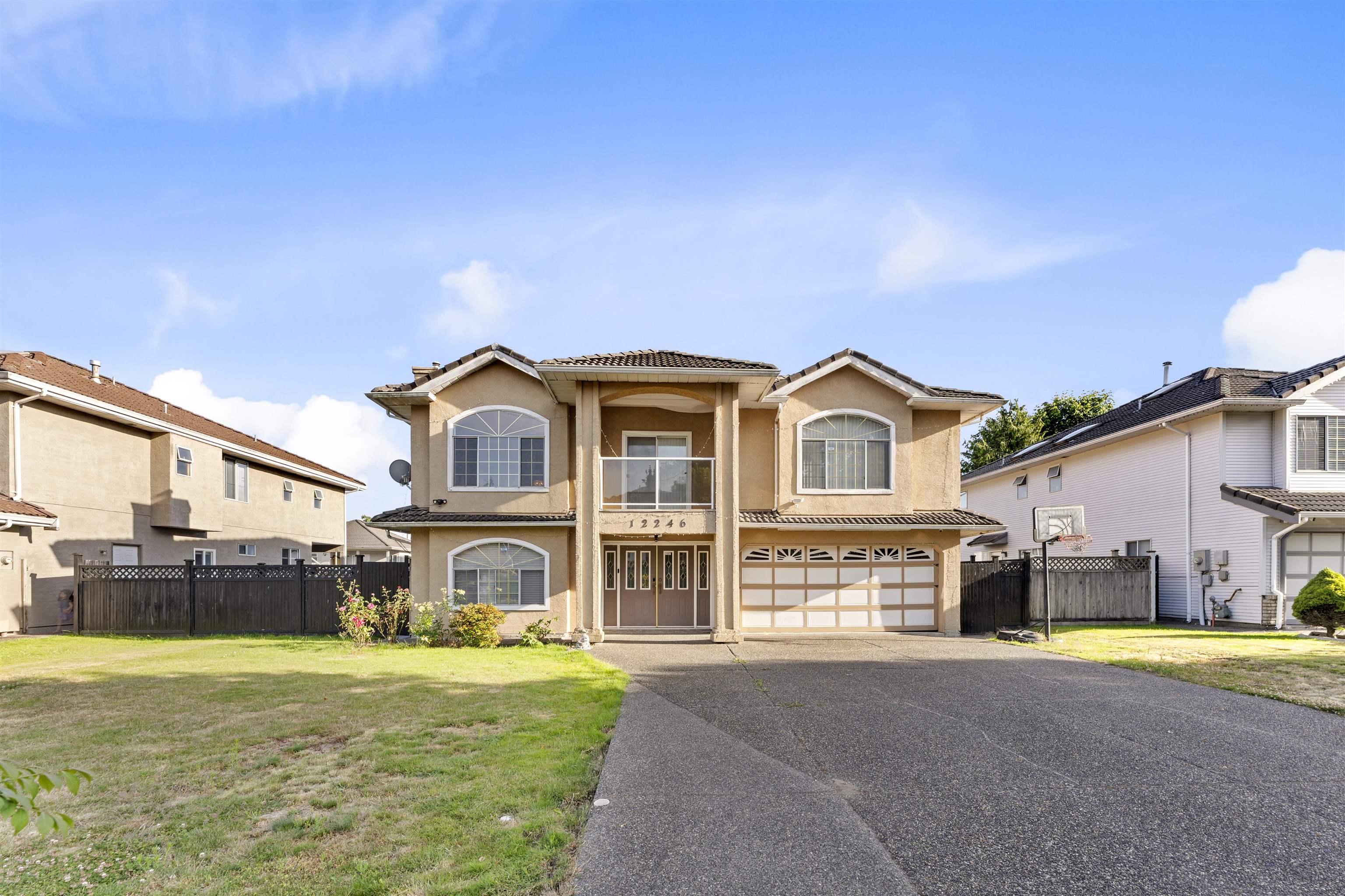 64a Avenue, Surrey, BC V3W 3R8
