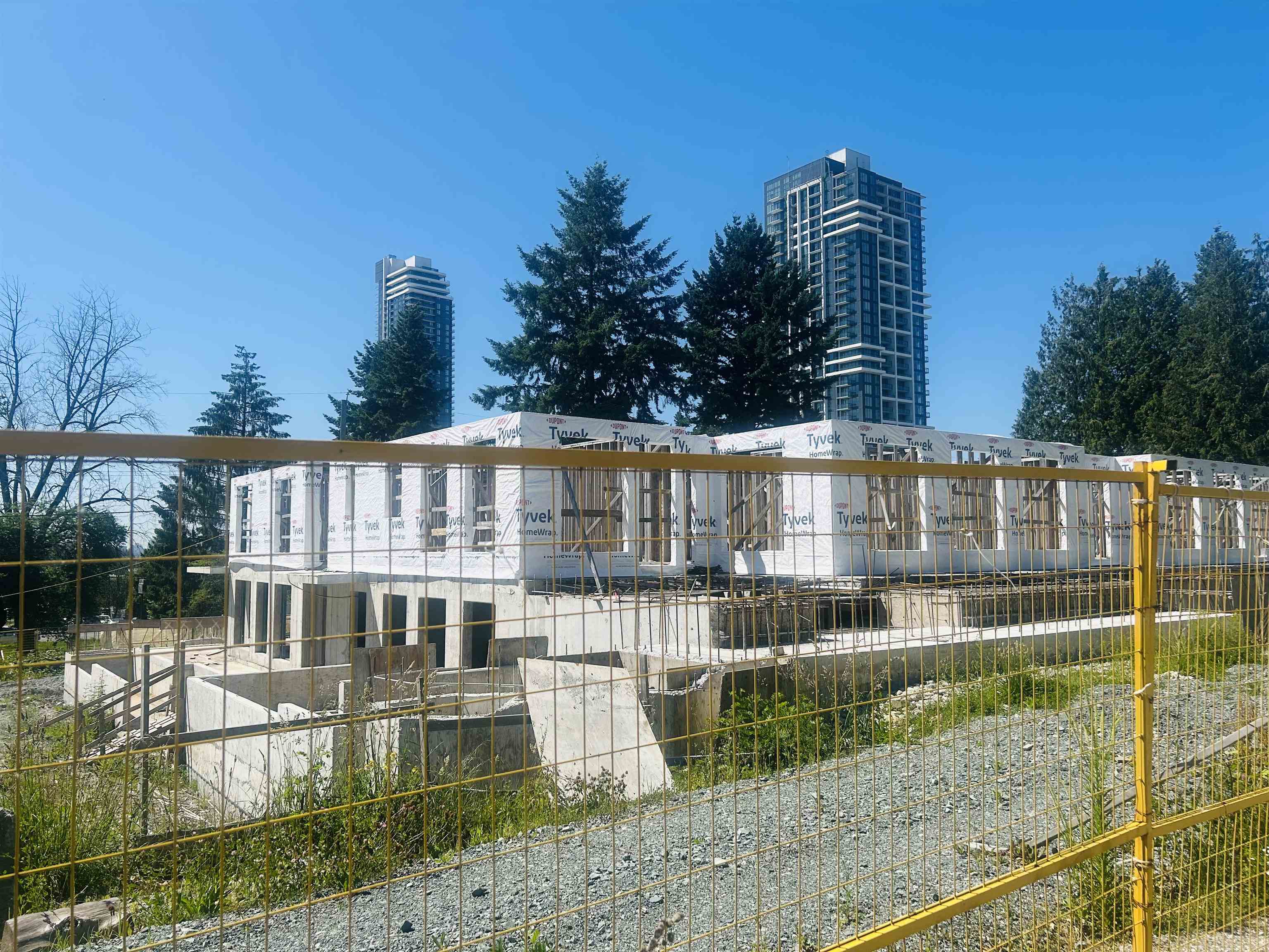 10661 137a Street #103, Surrey, BC V3V 3E7